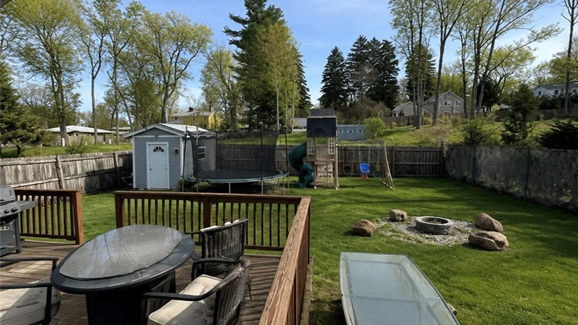 Property at 15 Woodlawn Avenue, Utica, NY 13501 2