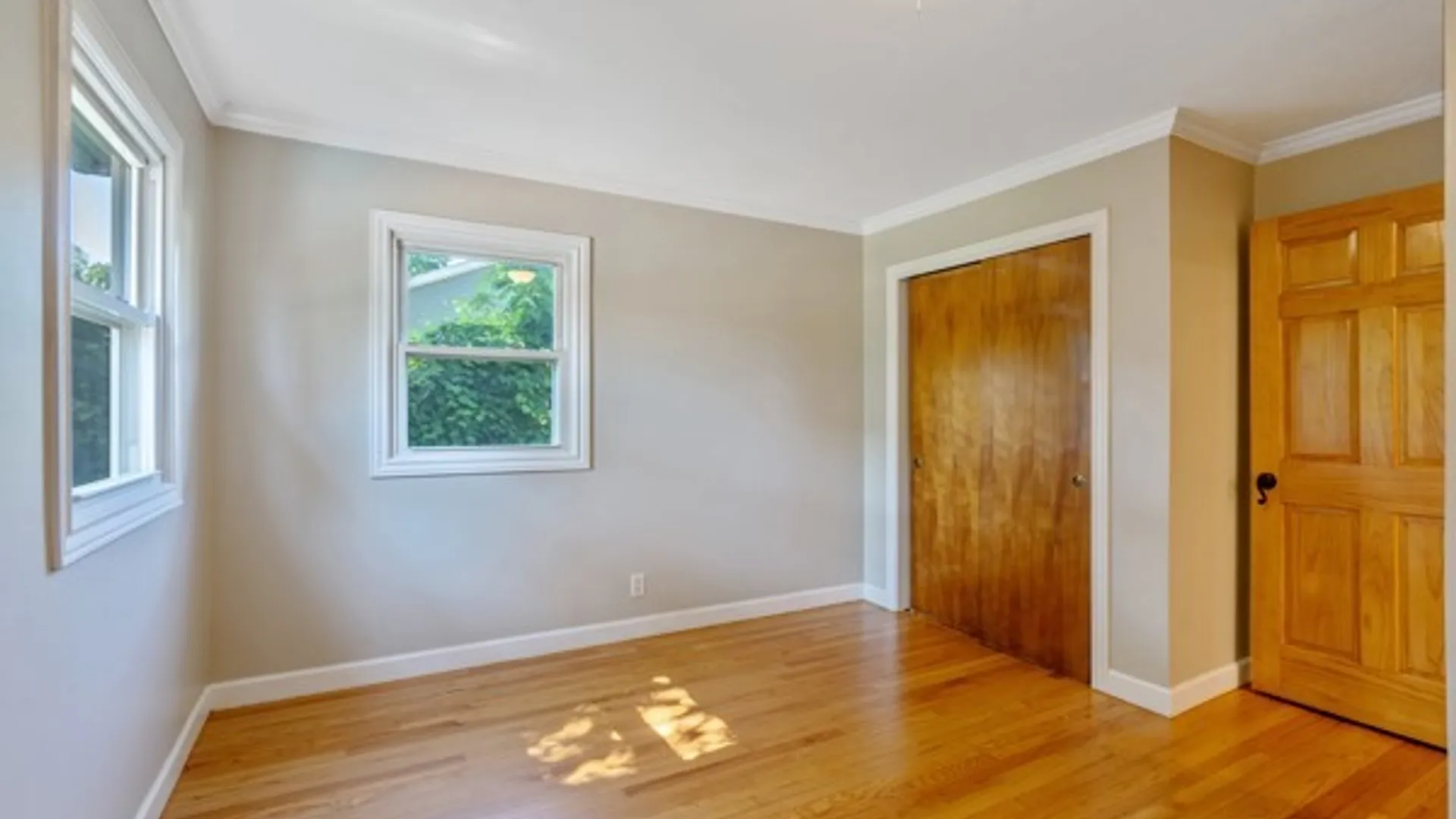 Property at 25 Franklin Avenue, Oswego, NY 13126 15