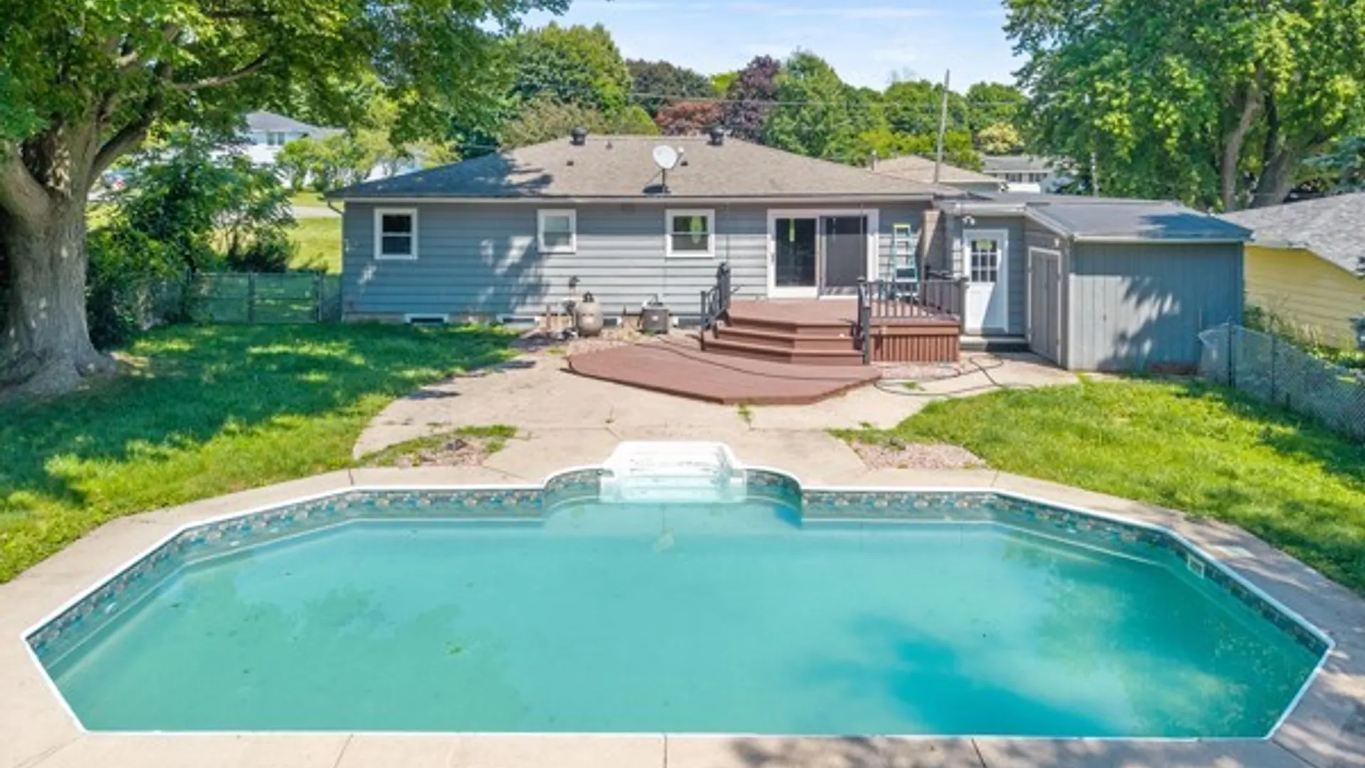 Property at 25 Franklin Avenue, Oswego, NY 13126 21