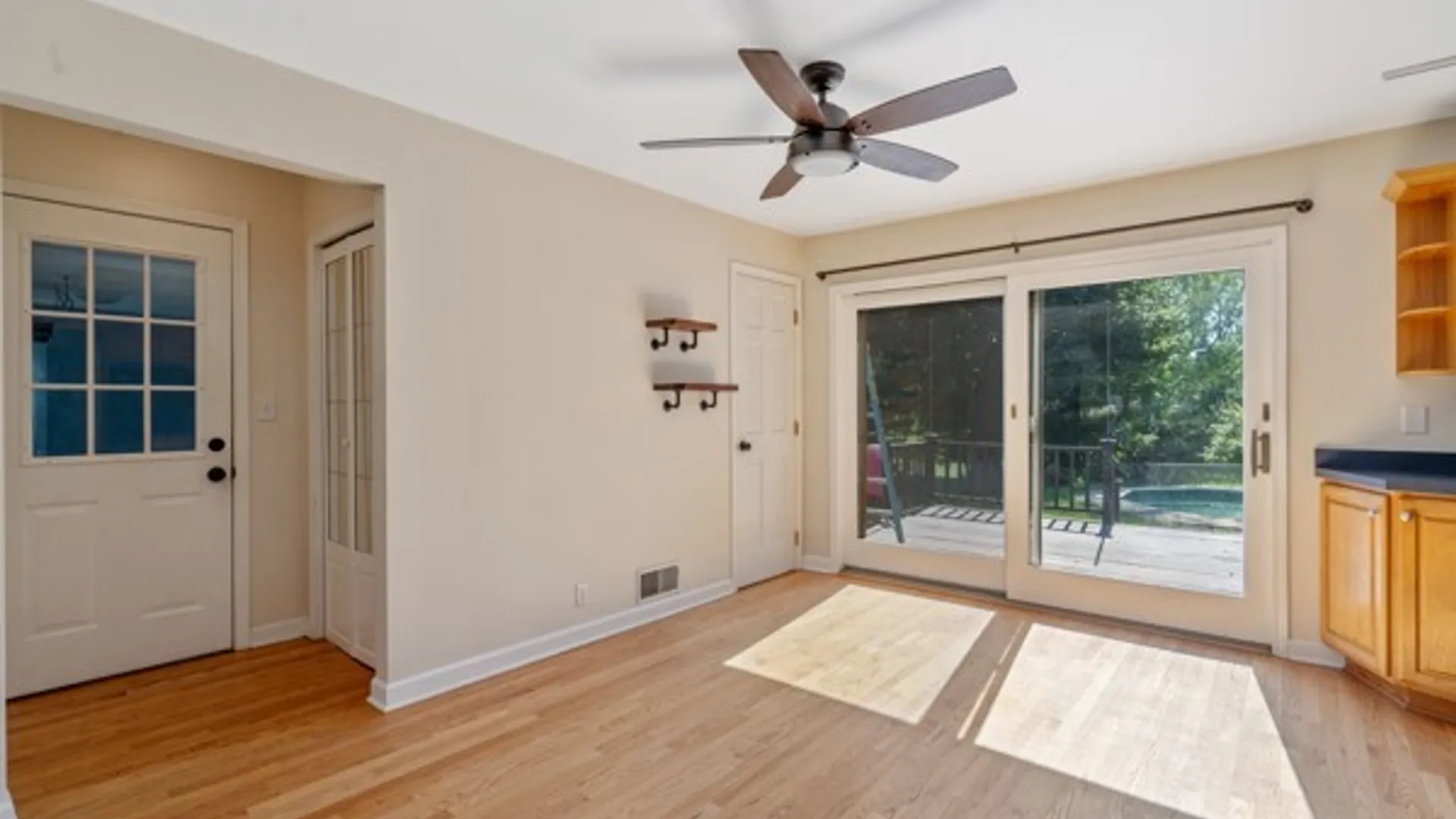 Property at 25 Franklin Avenue, Oswego, NY 13126 8