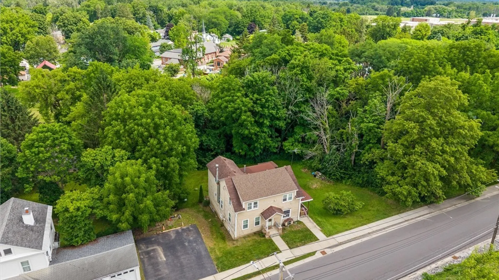 Property at 26 Clinton Street, Elbridge, NY 13080 6