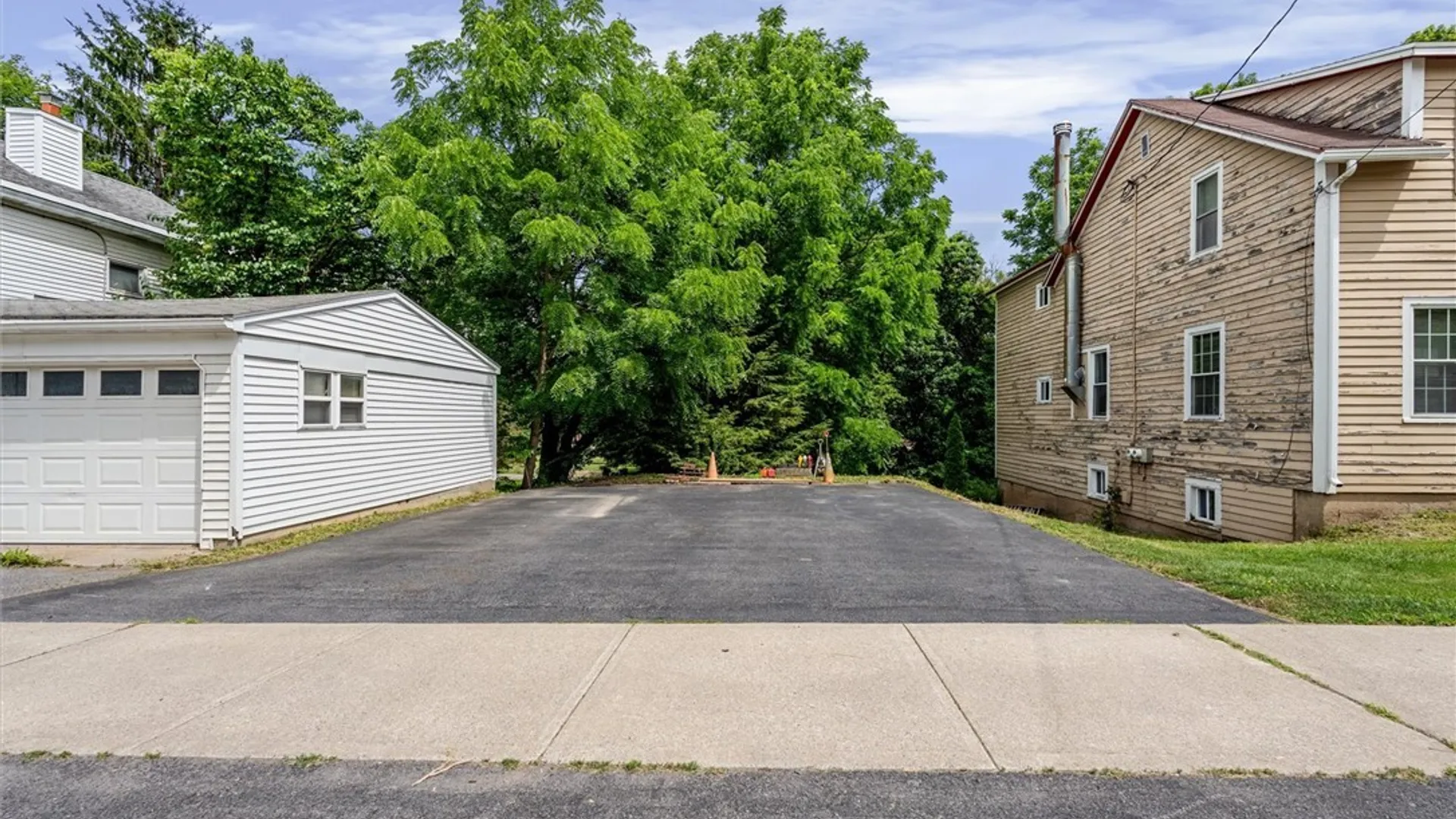 Property at 26 Clinton Street, Elbridge, NY 13080 36