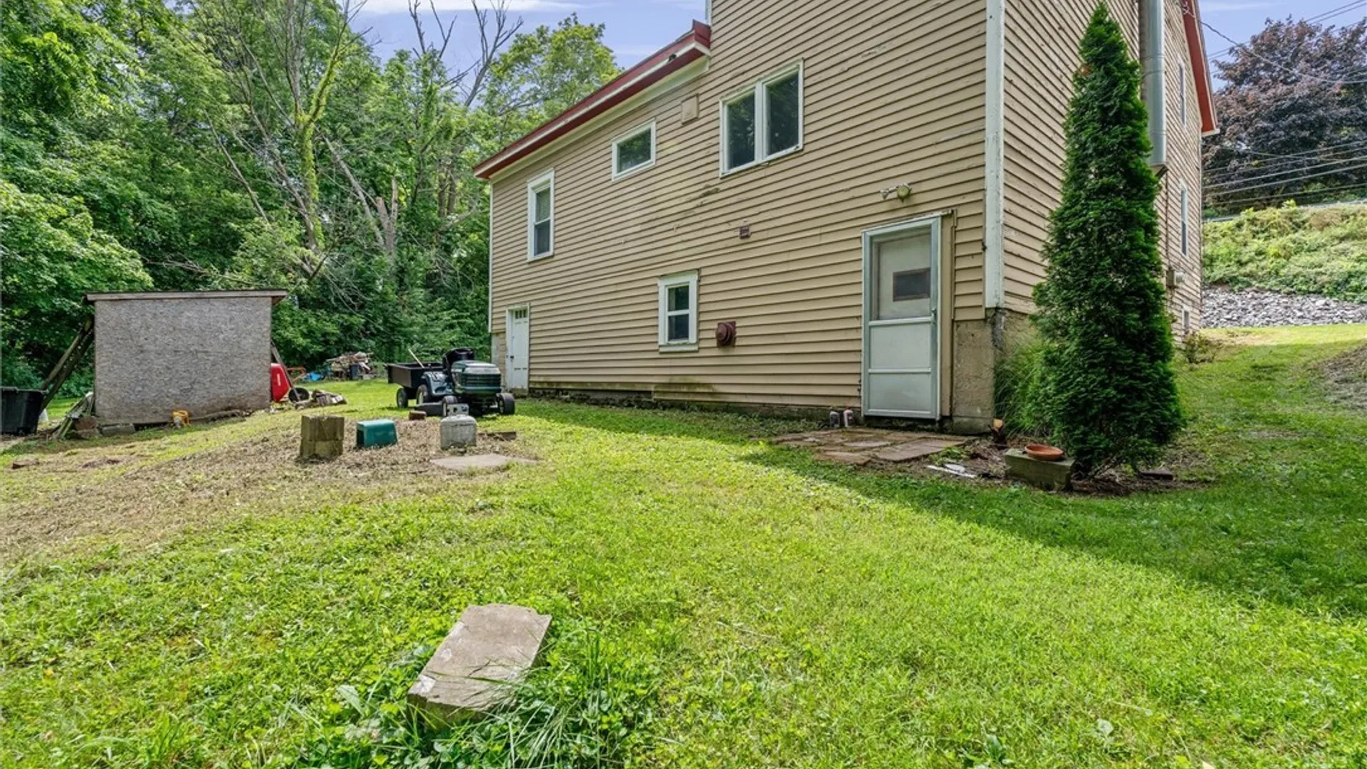 Property at 26 Clinton Street, Elbridge, NY 13080 38