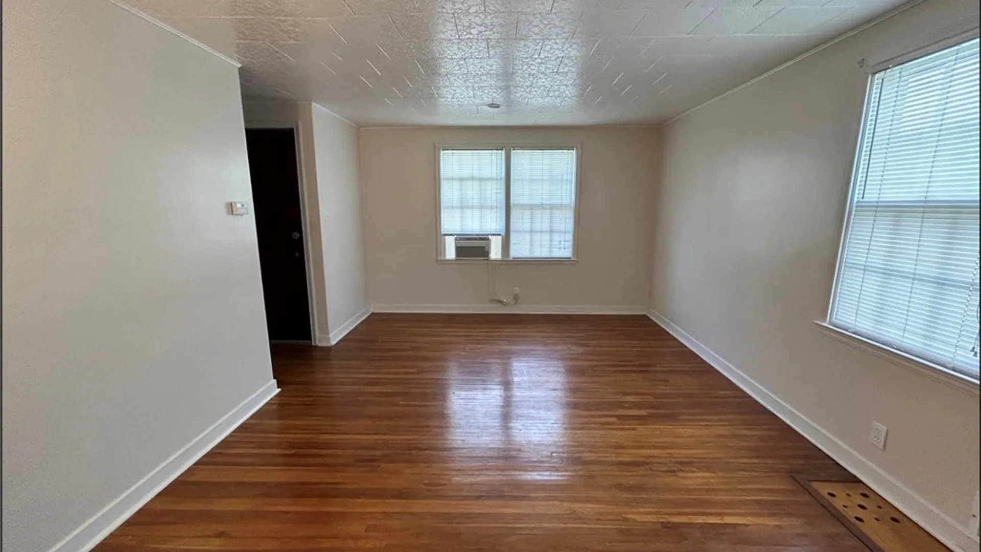 Property at 304 Wabash Avenue, Tonawanda, NY 14217 3