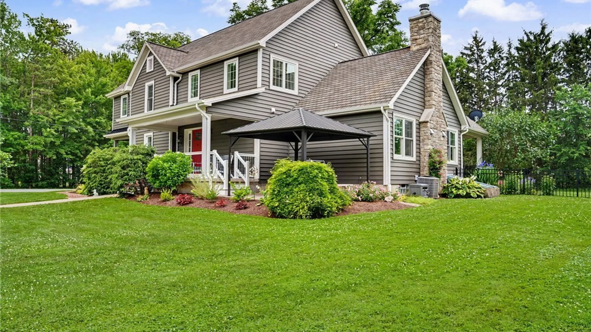Property at 6600 Dye Road, Newstead, NY 14001 2