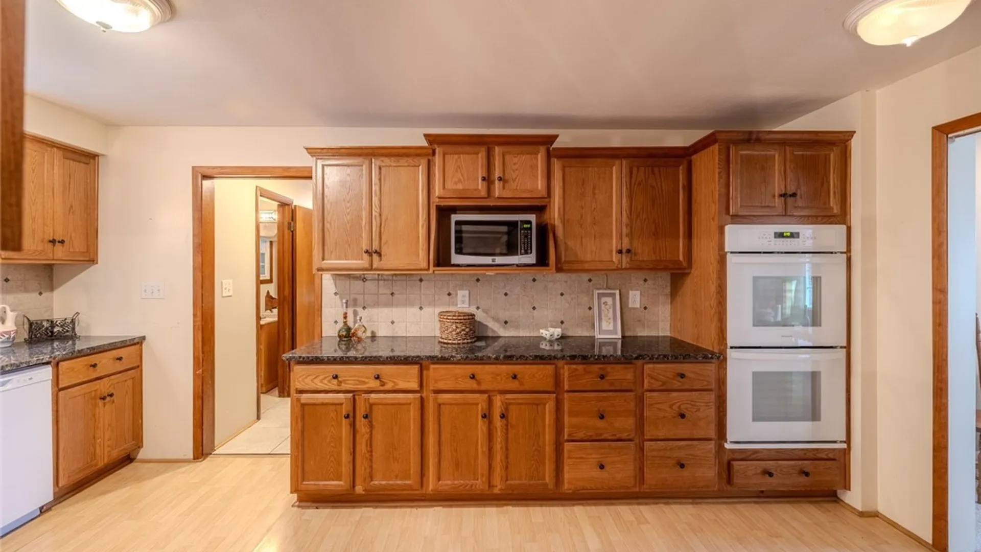 Property at 100 Highridge Drive, Syracuse, NY 13215 12