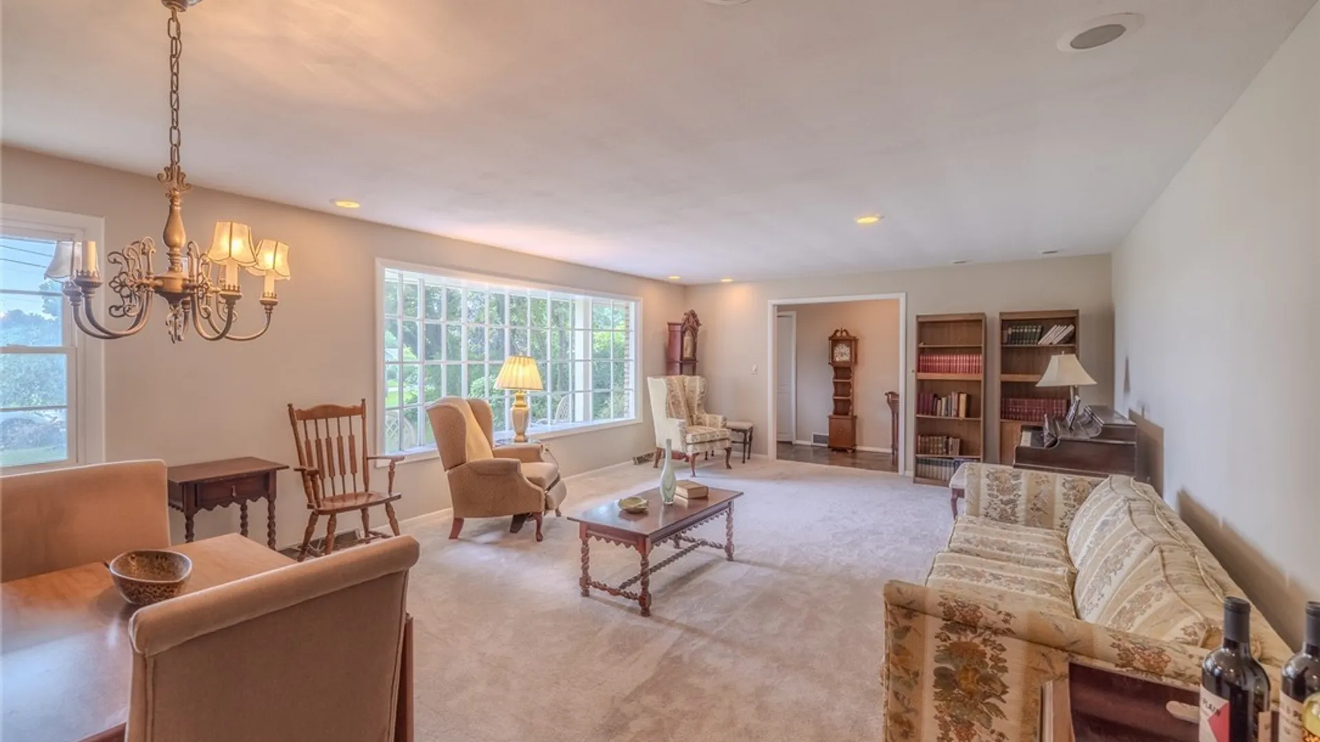Property at 100 Highridge Drive, Syracuse, NY 13215 7