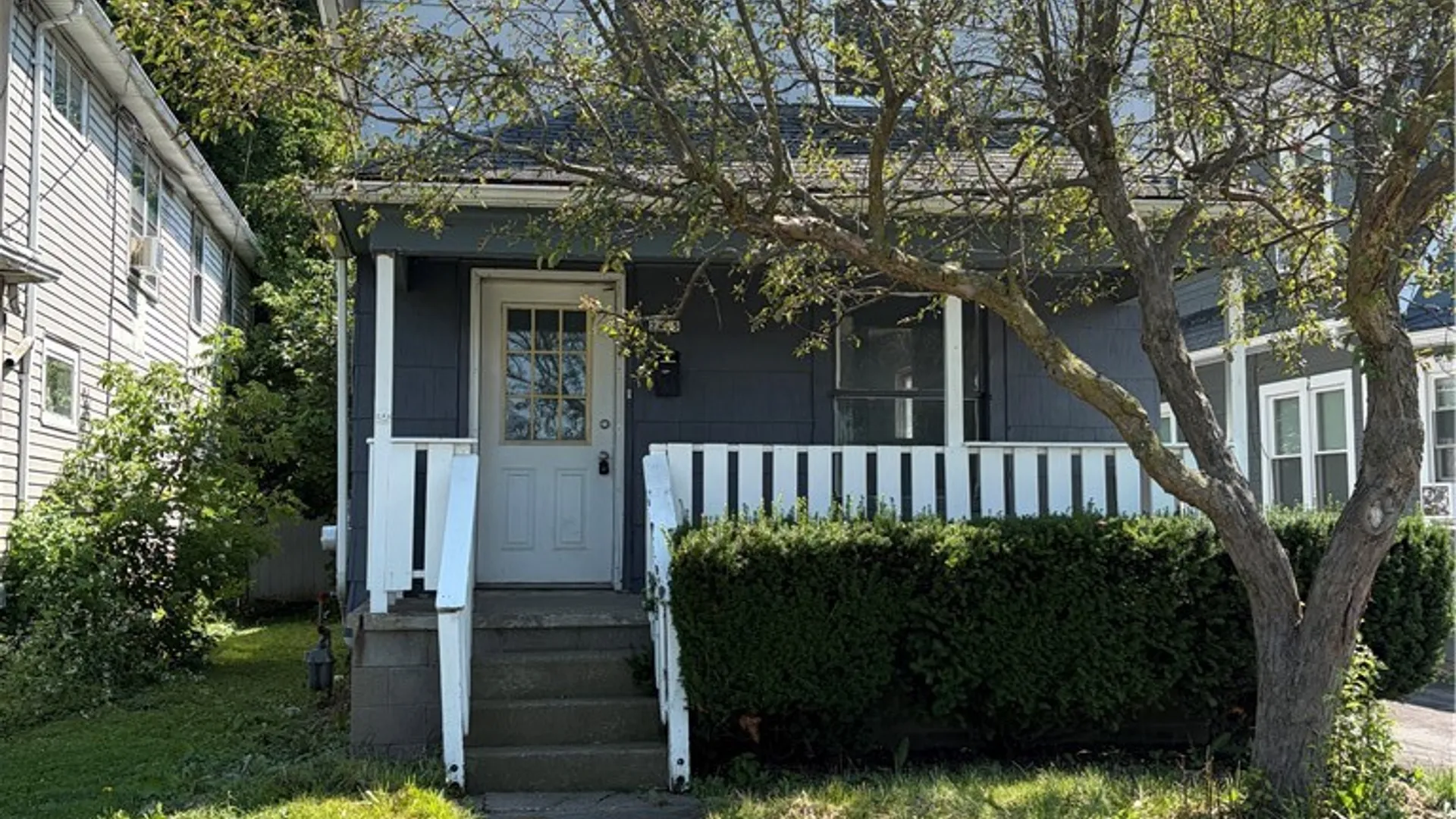 Property at 2435 Ontario Avenue, Niagara Falls, NY 14305 3