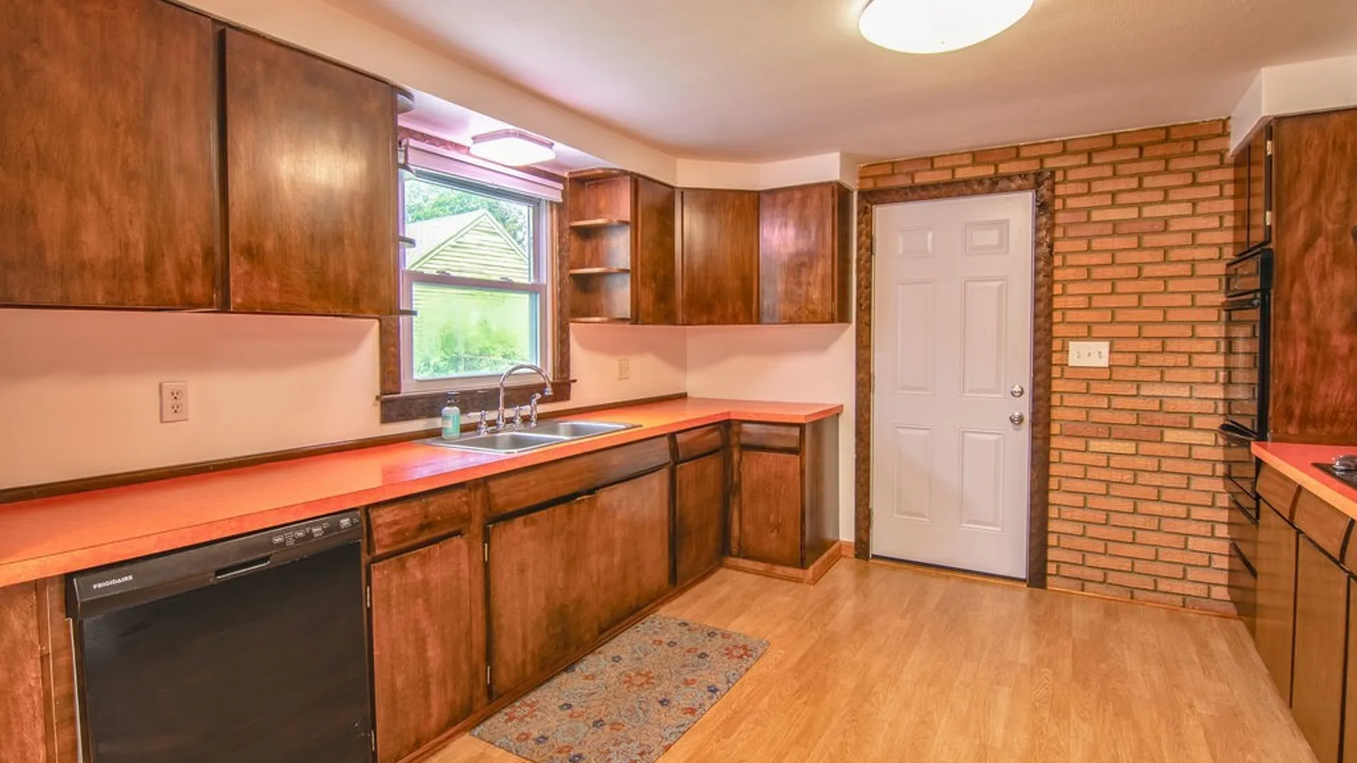 Property at 311 Swansea Avenue, Salina, NY 13206 17