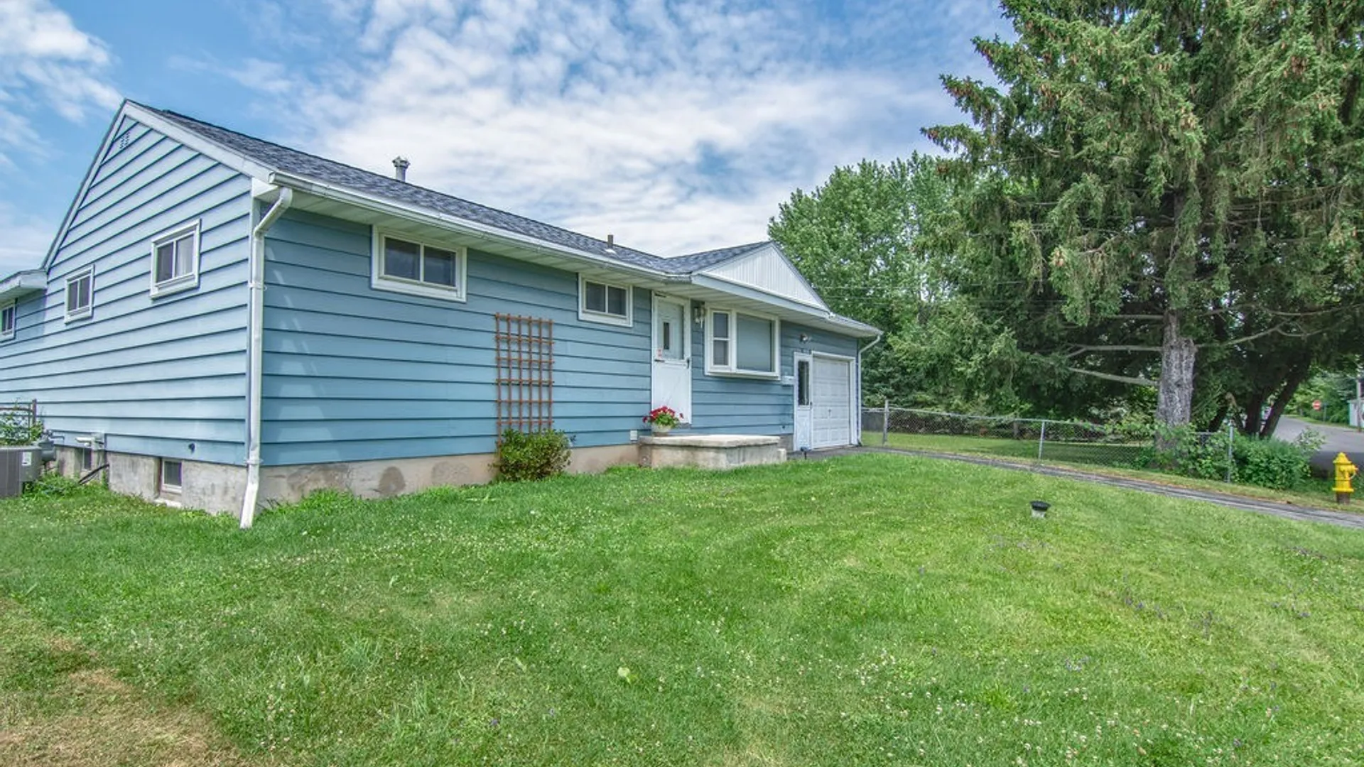 Property at 311 Swansea Avenue, Salina, NY 13206 6