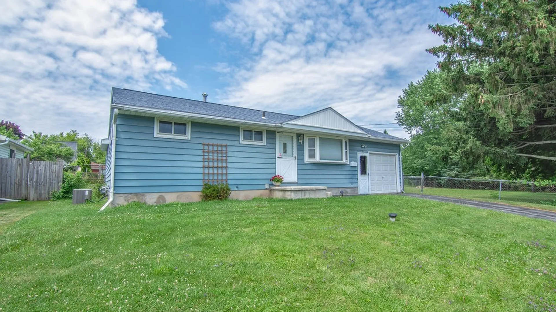 Property at 311 Swansea Avenue, Salina, NY 13206 7