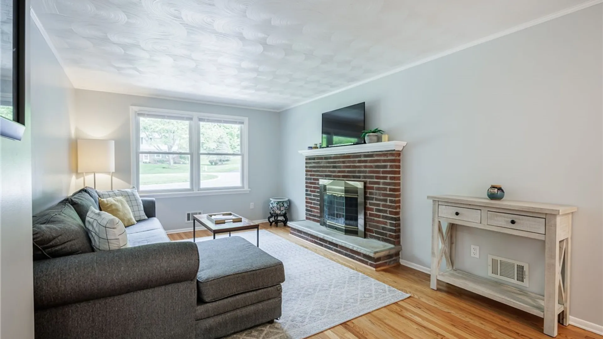 Property at 54 Maple Leaf Circle, Penfield, NY 14526 12