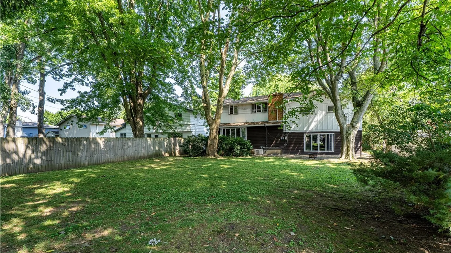 Property at 177 The Paddock, Amherst, NY 14221 34