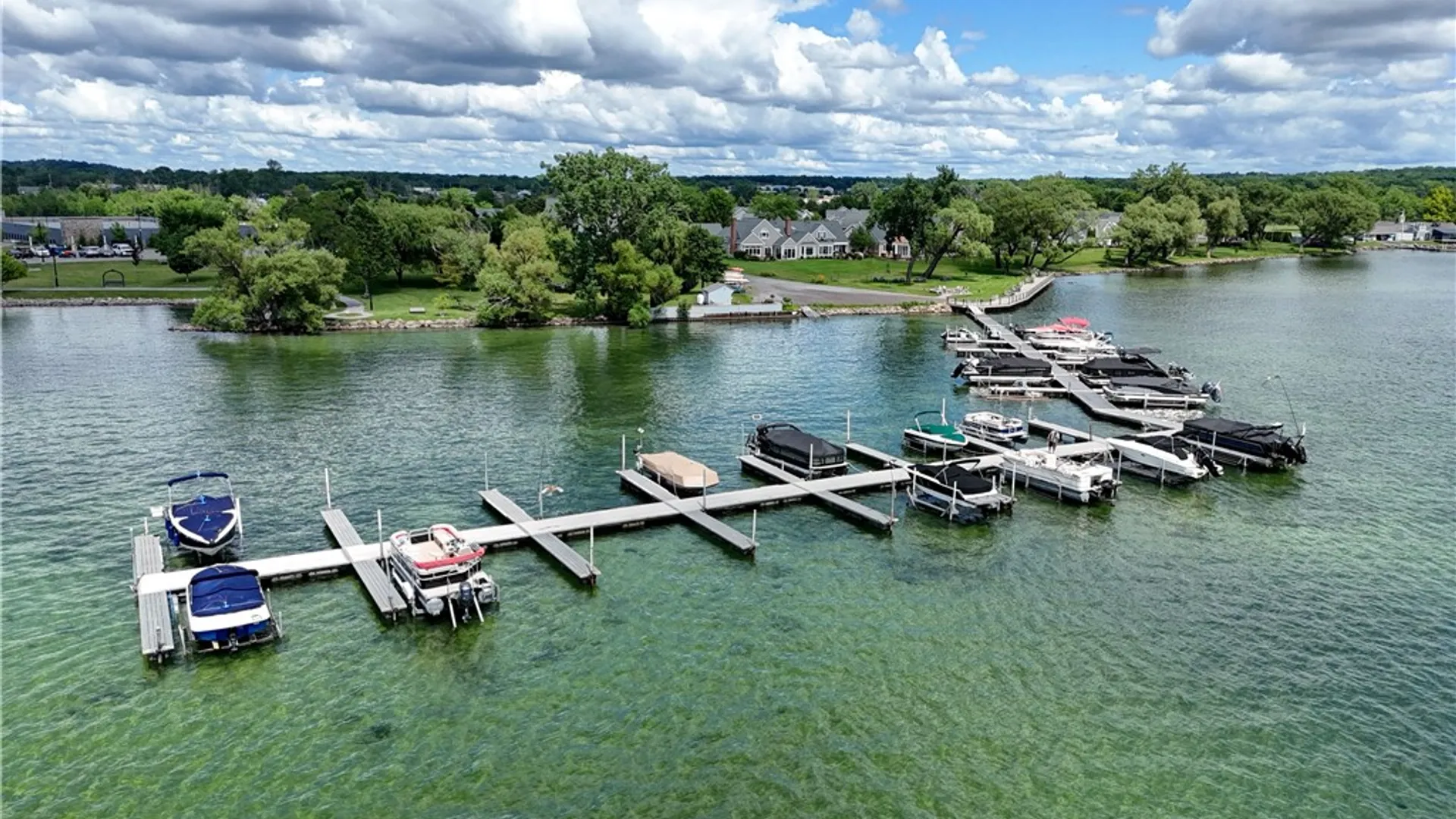 Property at 135 Lakeview Way, Canandaigua City, NY 14424 45