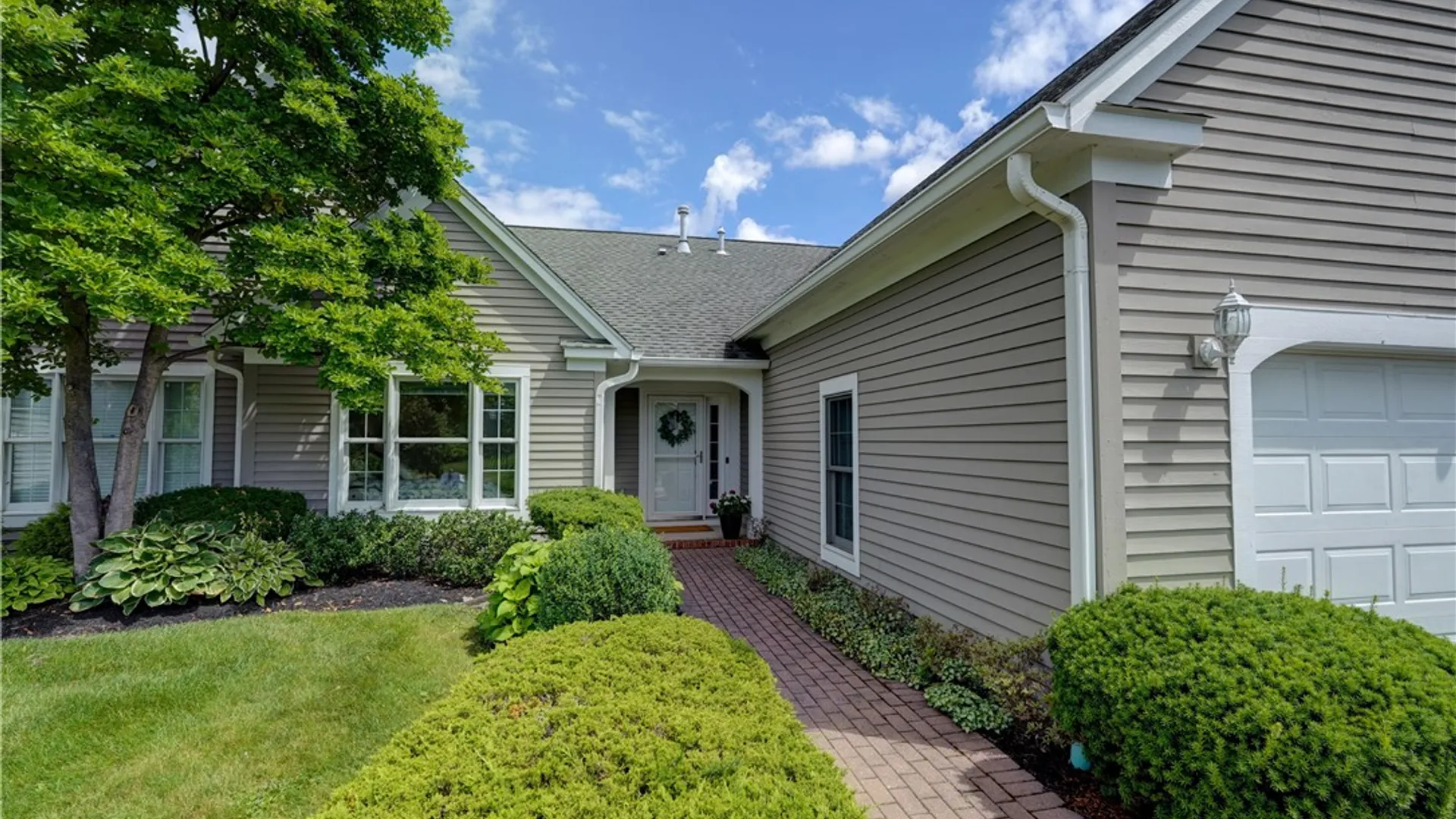 Property at 135 Lakeview Way, Canandaigua City, NY 14424 38