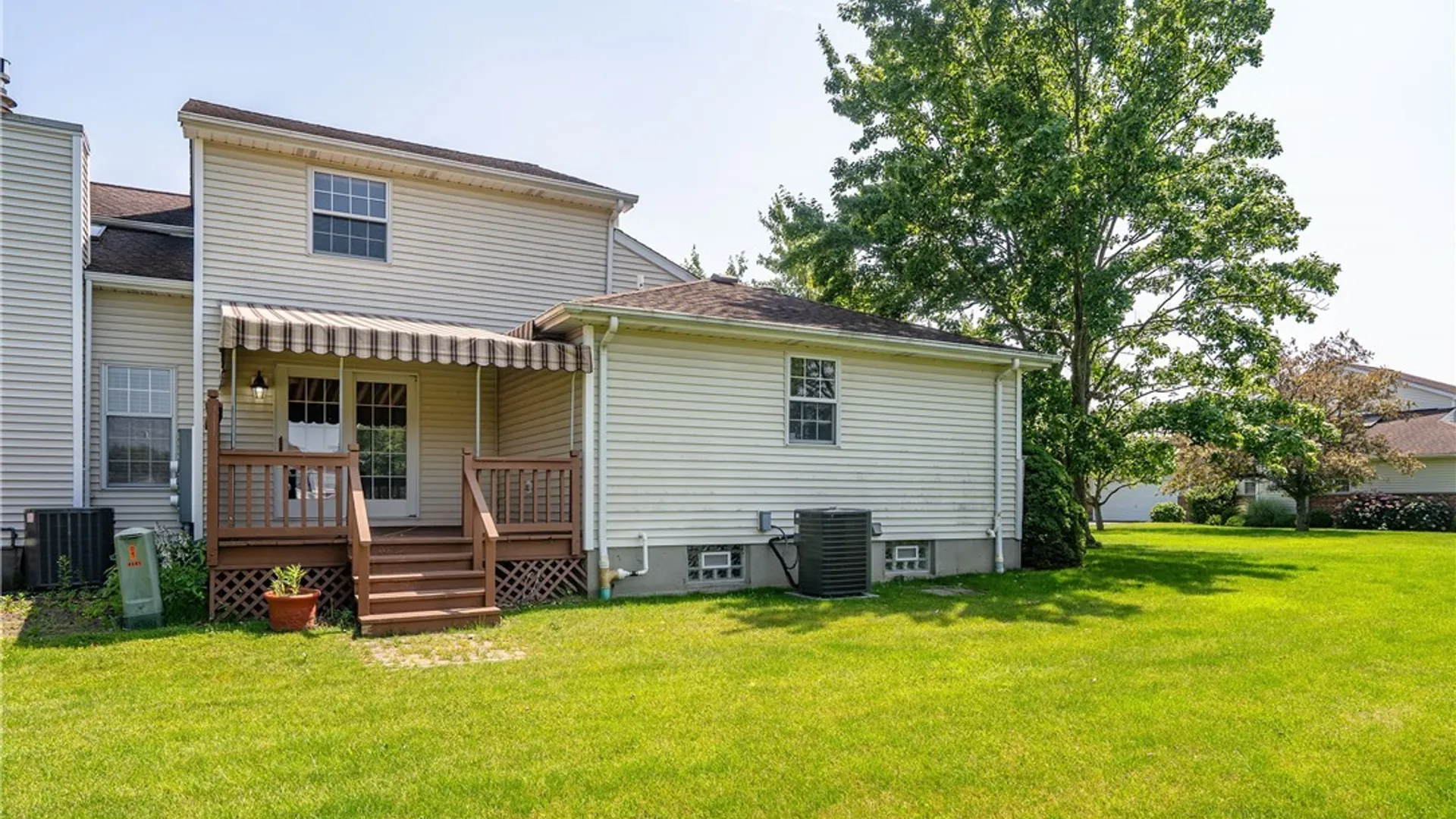 Property at 64 Hastings Drive, Orchard Park, NY 14217 32