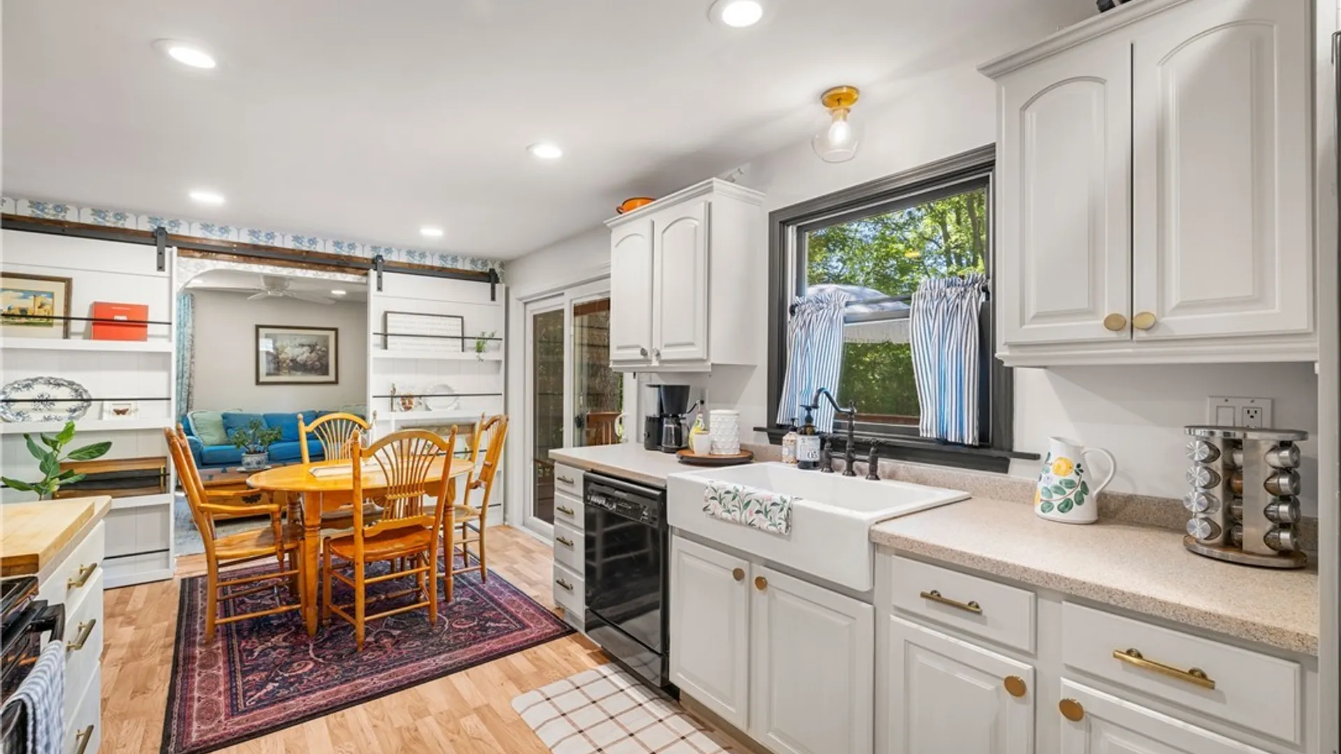 Property at 723 Hillview Court, Lewiston, NY 14092 7