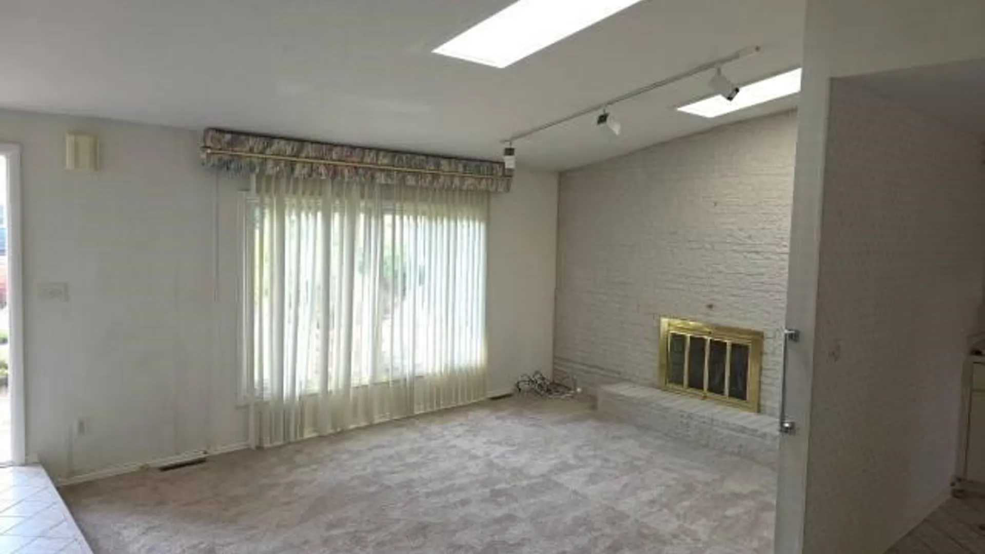 Property at 125 Granada Circle, Irondequoit, NY 14609 17