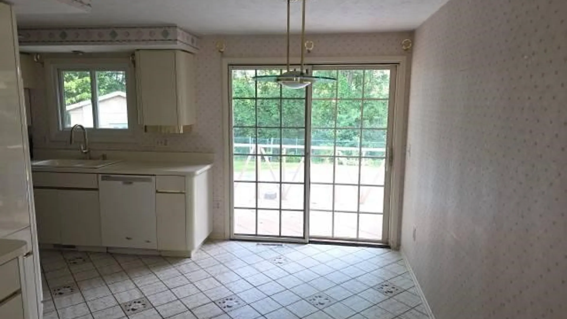 Property at 125 Granada Circle, Irondequoit, NY 14609 19