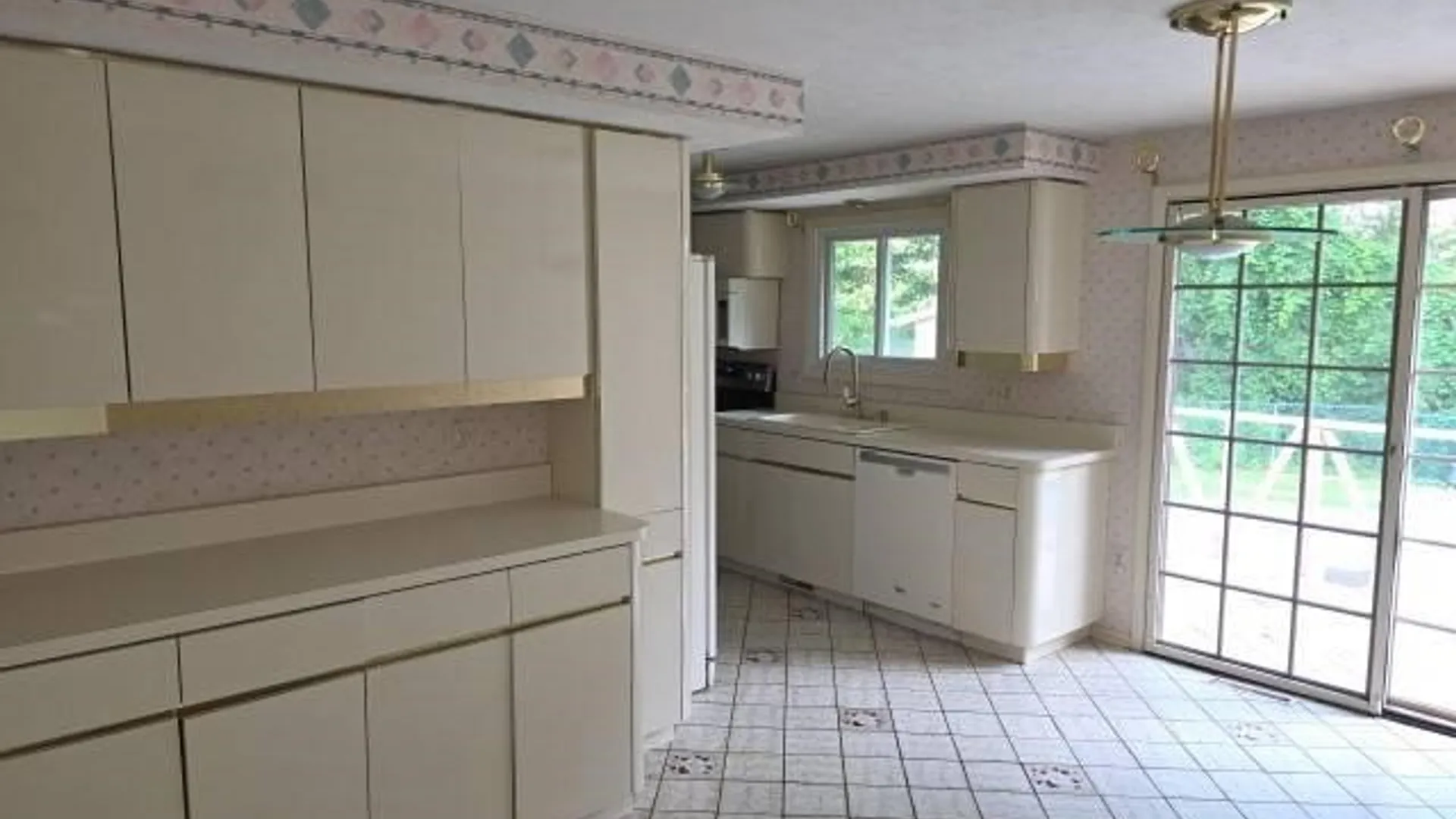 Property at 125 Granada Circle, Irondequoit, NY 14609 20