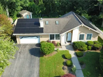 125 Granada Circle, Irondequoit, NY 14609