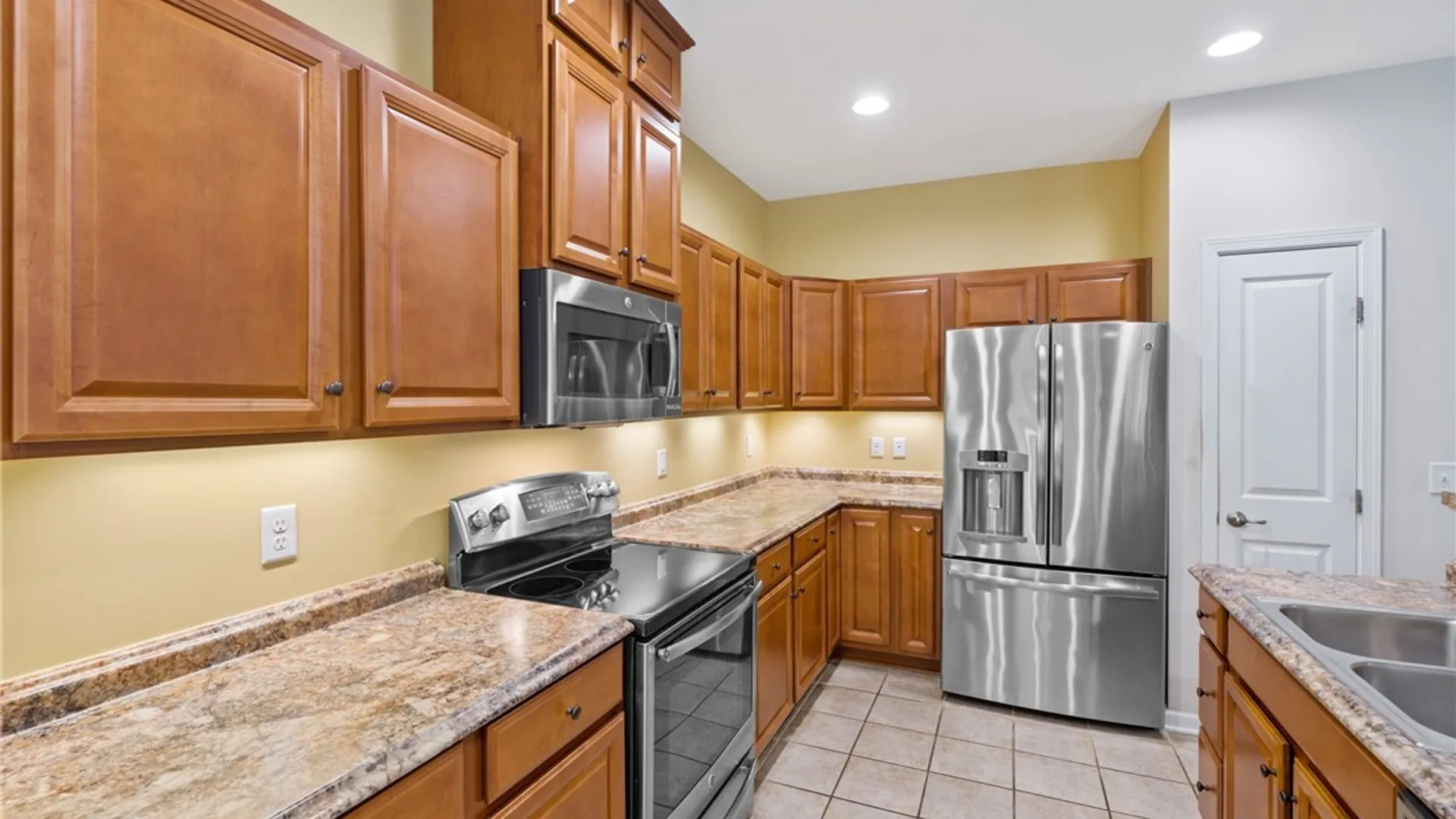 Property at 156 Shaker Heights, Camillus, NY 13031 9