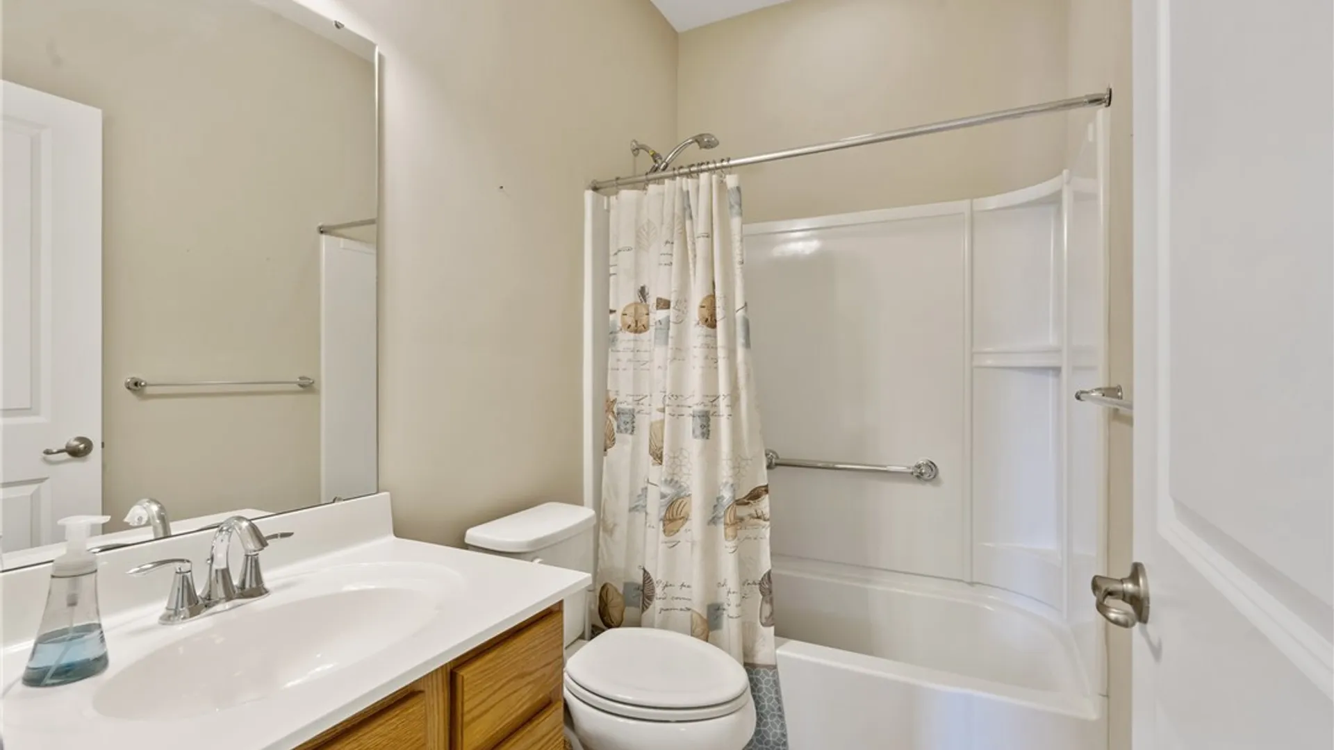 Property at 156 Shaker Heights, Camillus, NY 13031 30