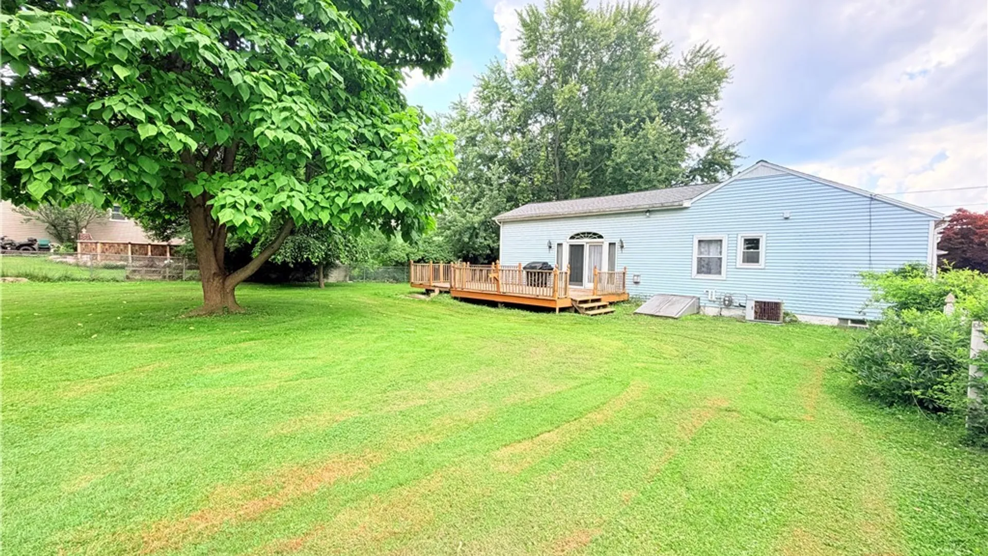 Property at 5113 Thurston Avenue, Hamburg, NY 14219 25