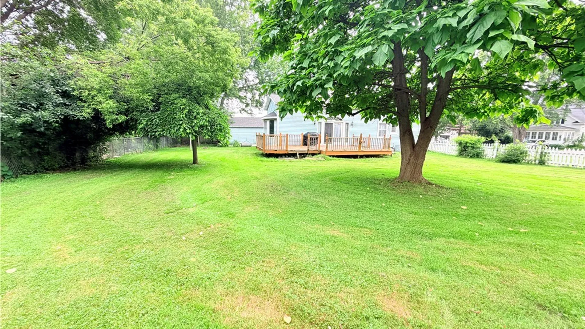 Property at 5113 Thurston Avenue, Hamburg, NY 14219 23
