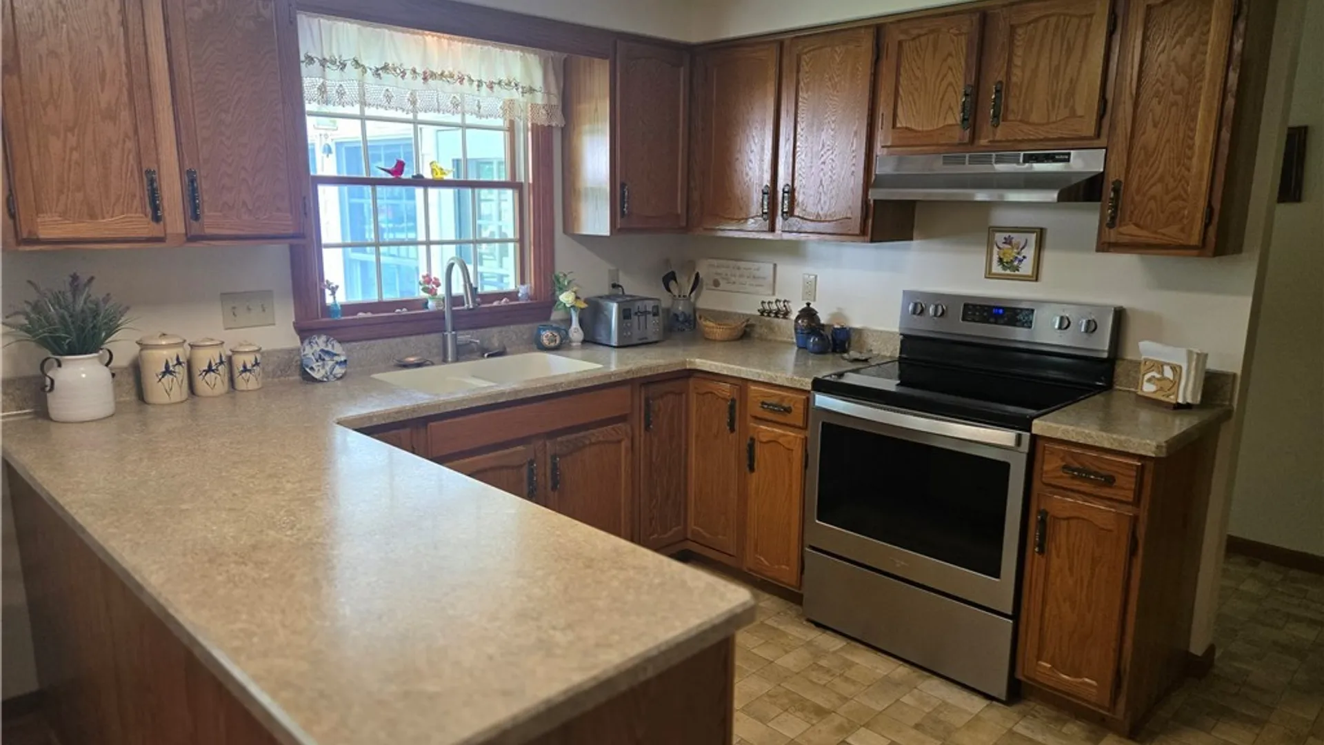 Property at 105 Eastview Drive, Shelby, NY 14103 8
