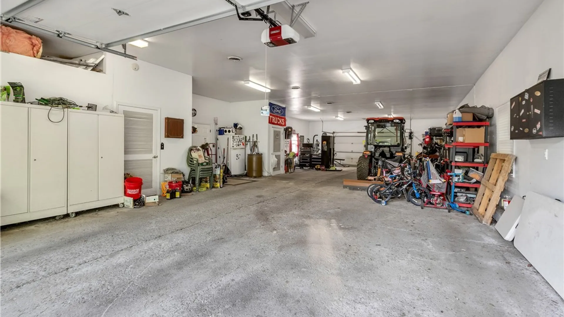 Property at 2932 Brent Dr, Wheatfield, NY 14132 39