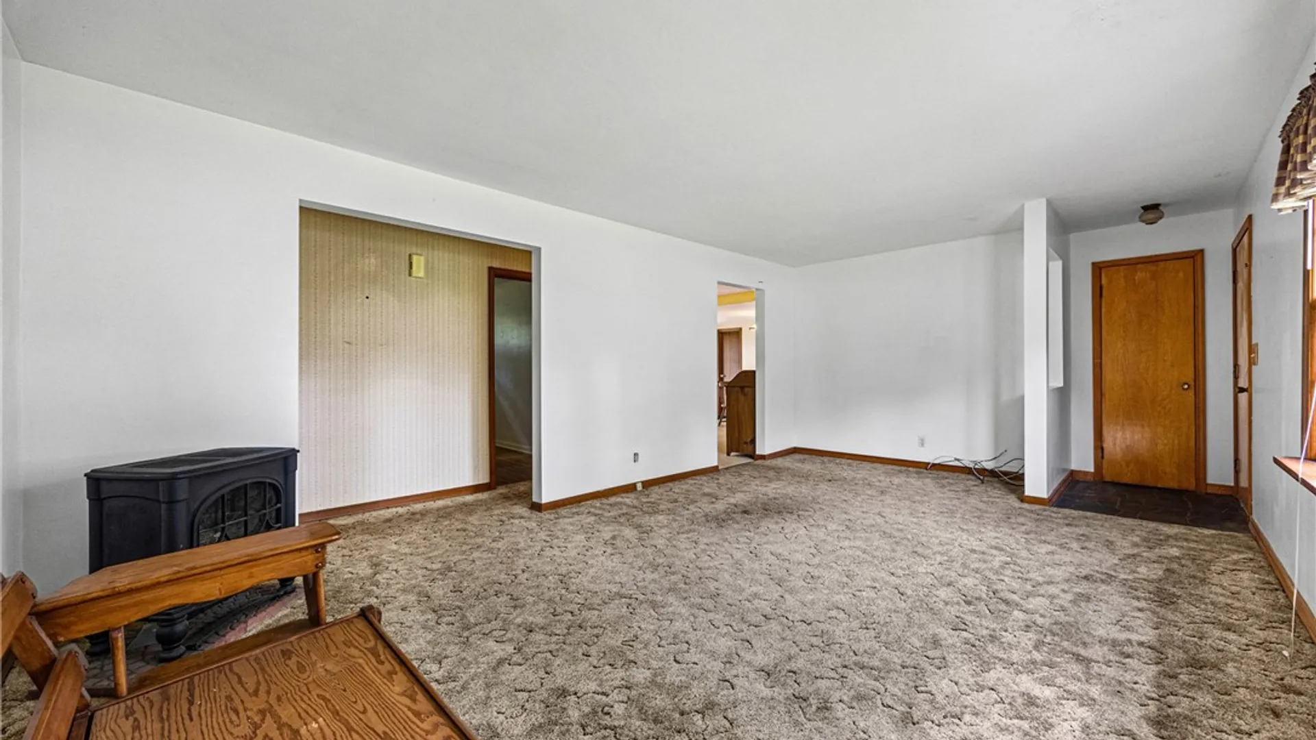 Property at 40 Ramblewood Drive, Chili, NY 14514 5