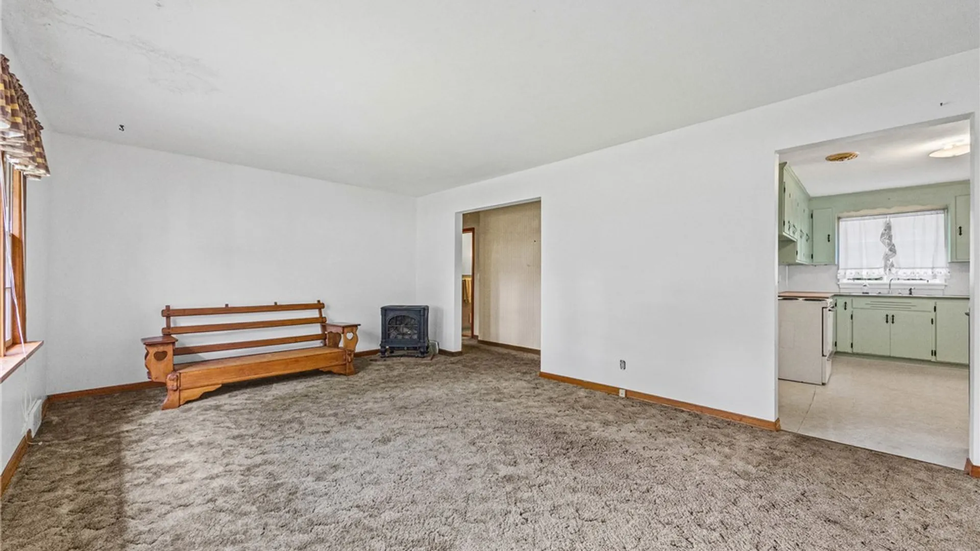 Property at 40 Ramblewood Drive, Chili, NY 14514 7
