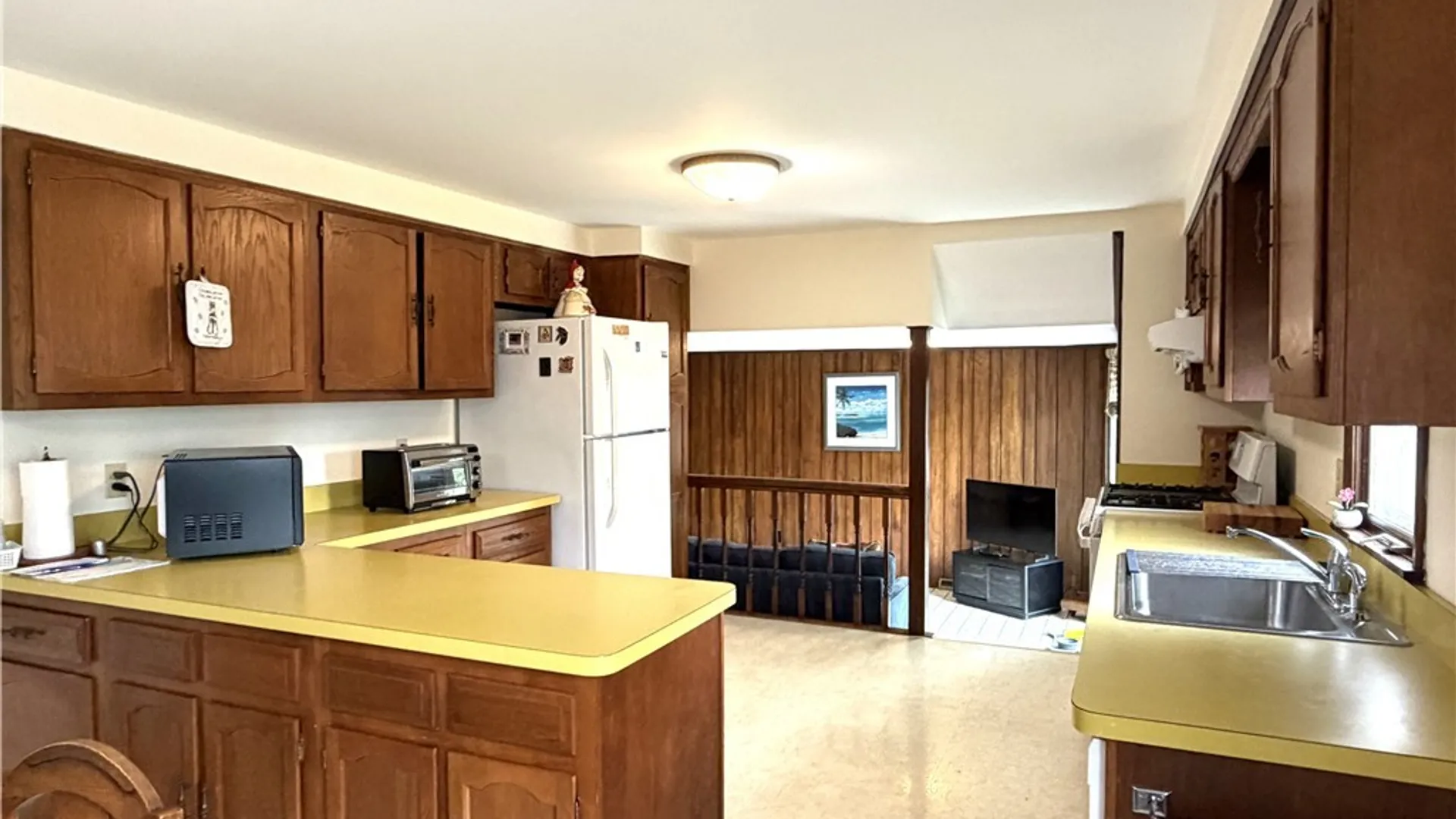 Property at 30 Woodview St Street, Lancaster, NY 14043 10