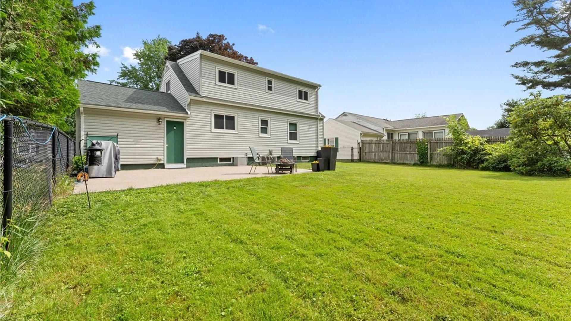 Property at 106 Oakley Drive, Cicero, NY 13212 34