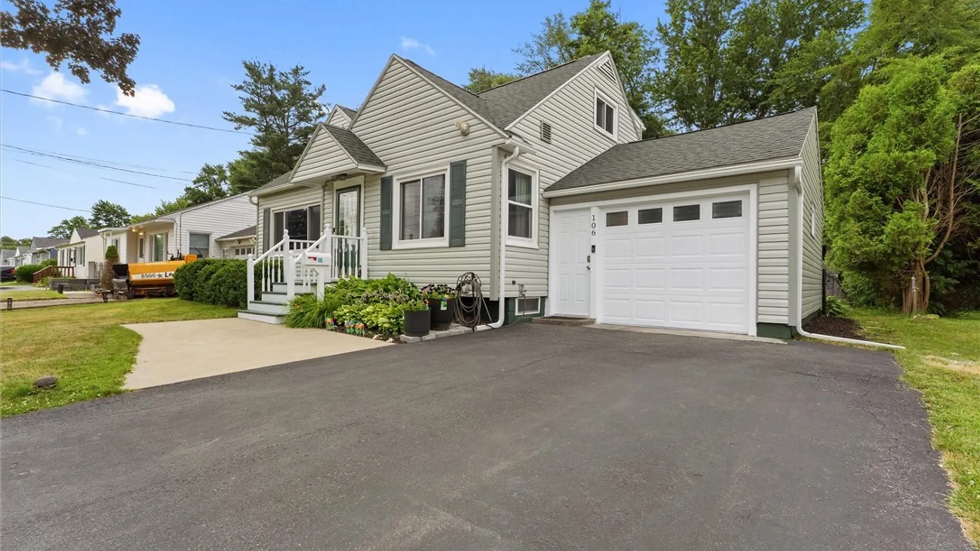 Property at 106 Oakley Drive, Cicero, NY 13212 6