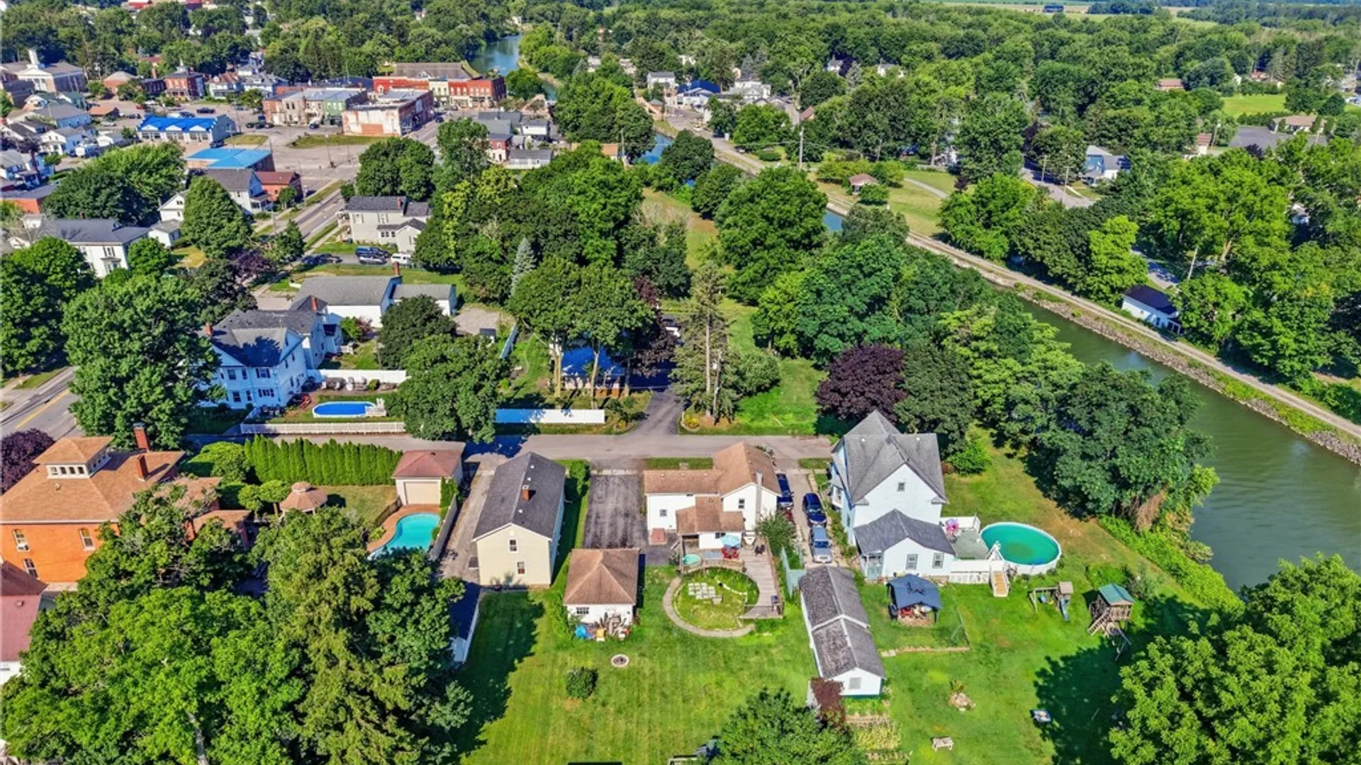 Property at 4 Robertson Street, Royalton, NY 14105 26