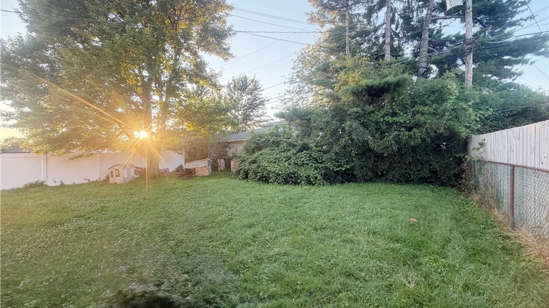Property at 175 Vern Lane, Cheektowaga, NY 14227 21