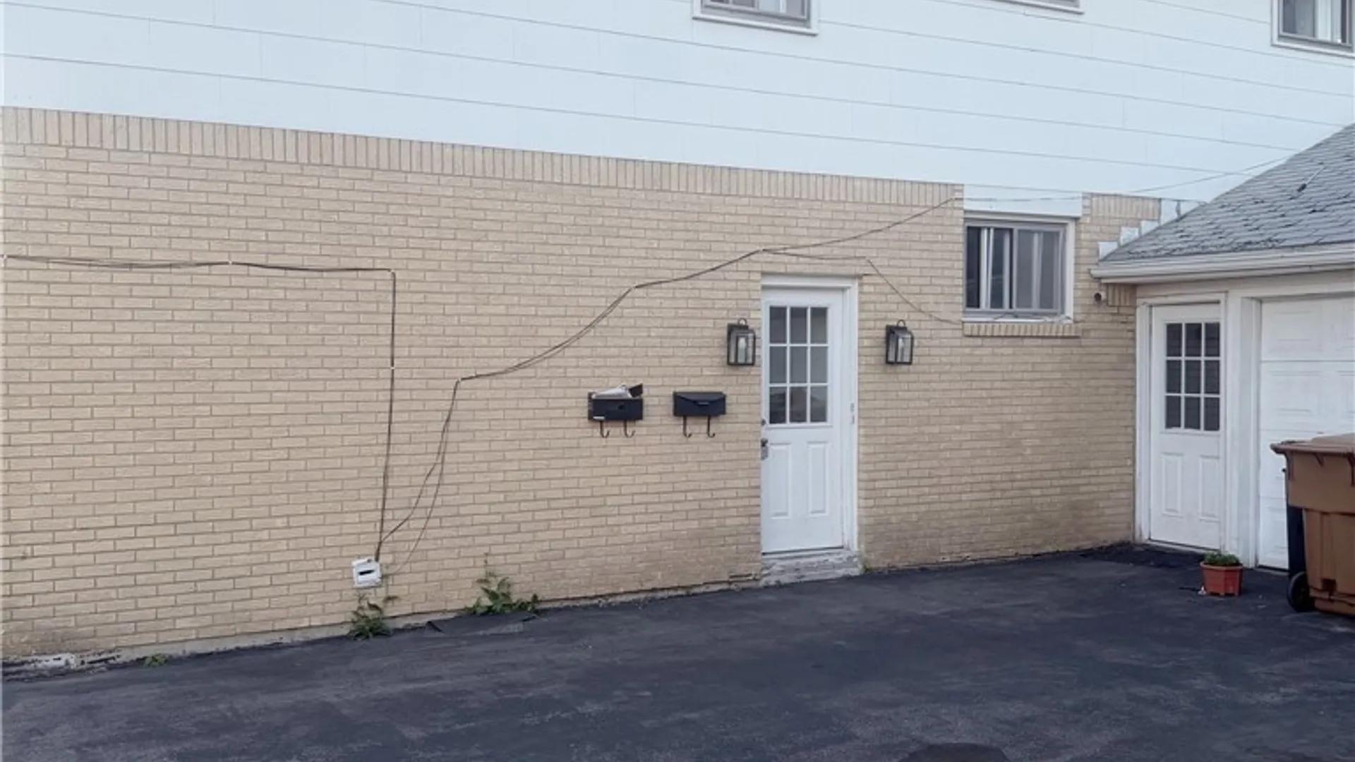 Property at 175 Vern Lane, Cheektowaga, NY 14227 24