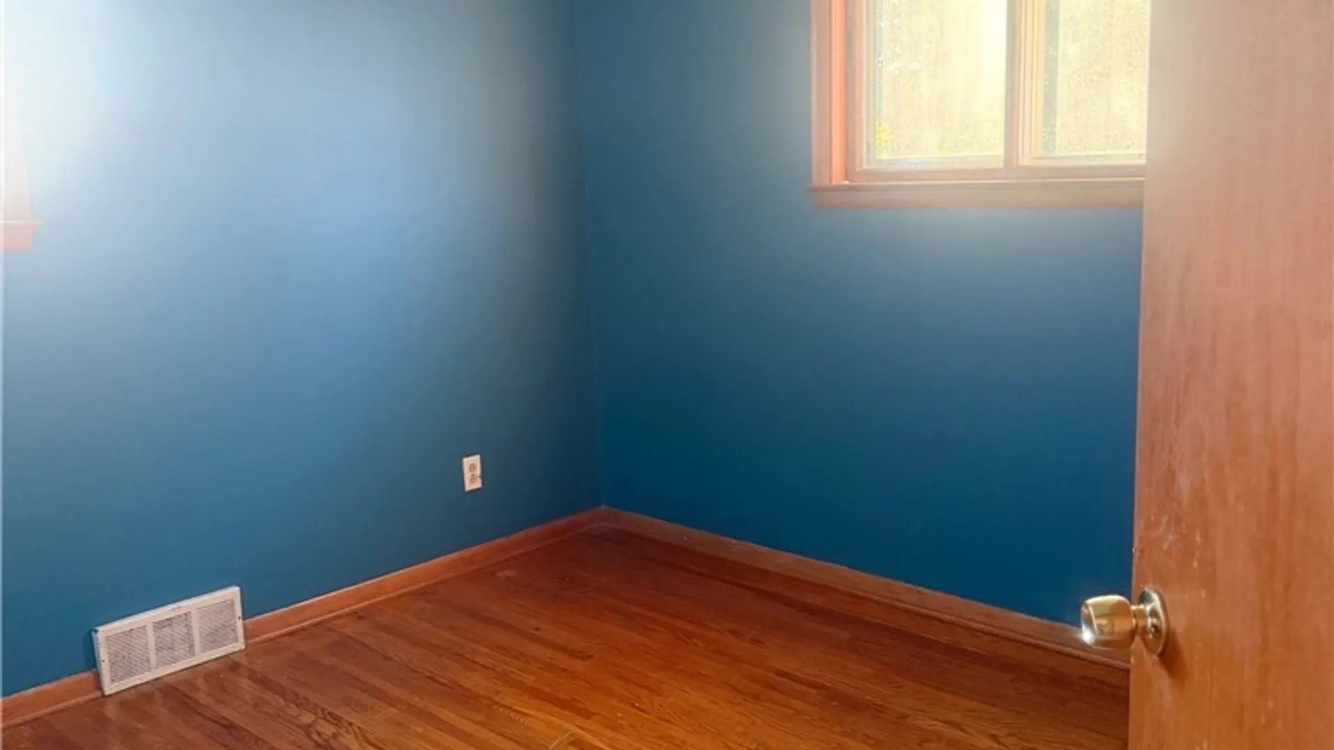 Property at 175 Vern Lane, Cheektowaga, NY 14227 8