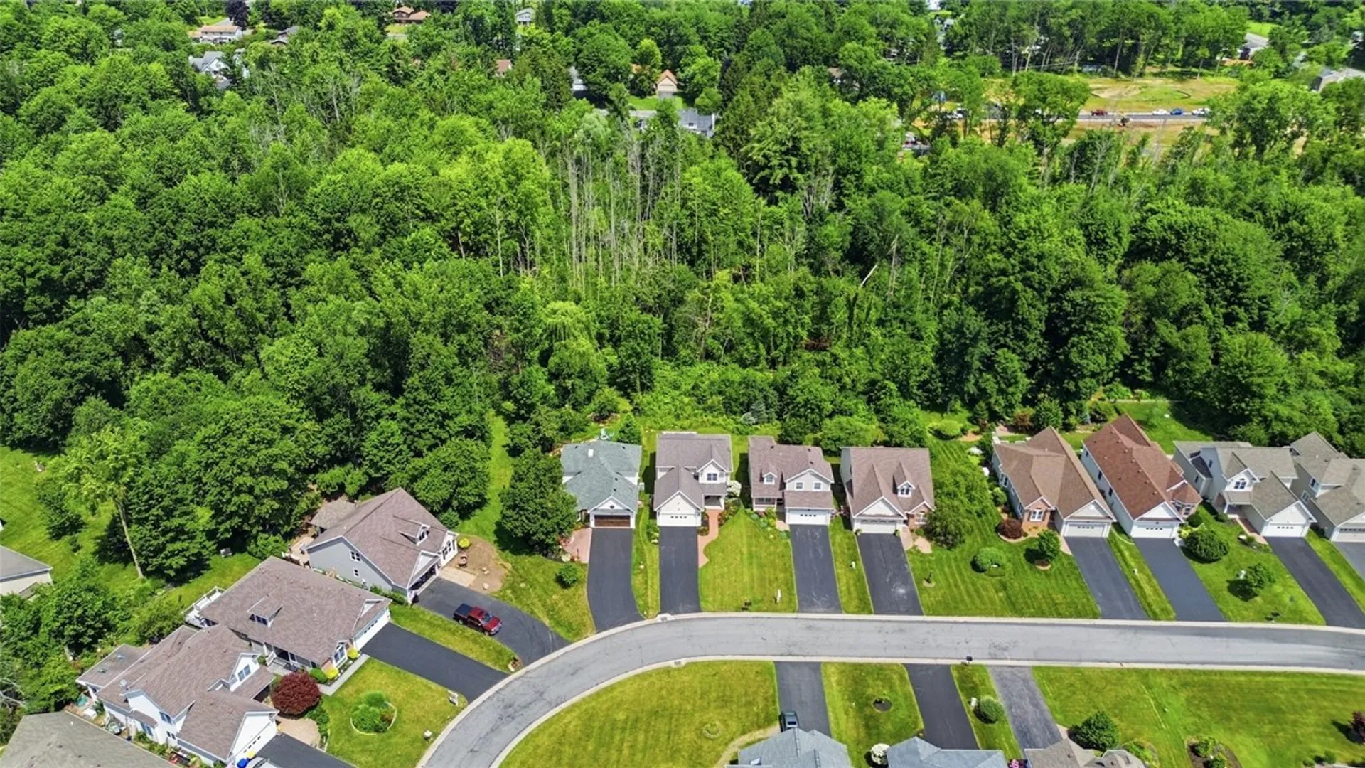 Property at 770 Bel Arbor Trail, Webster, NY 14580 46