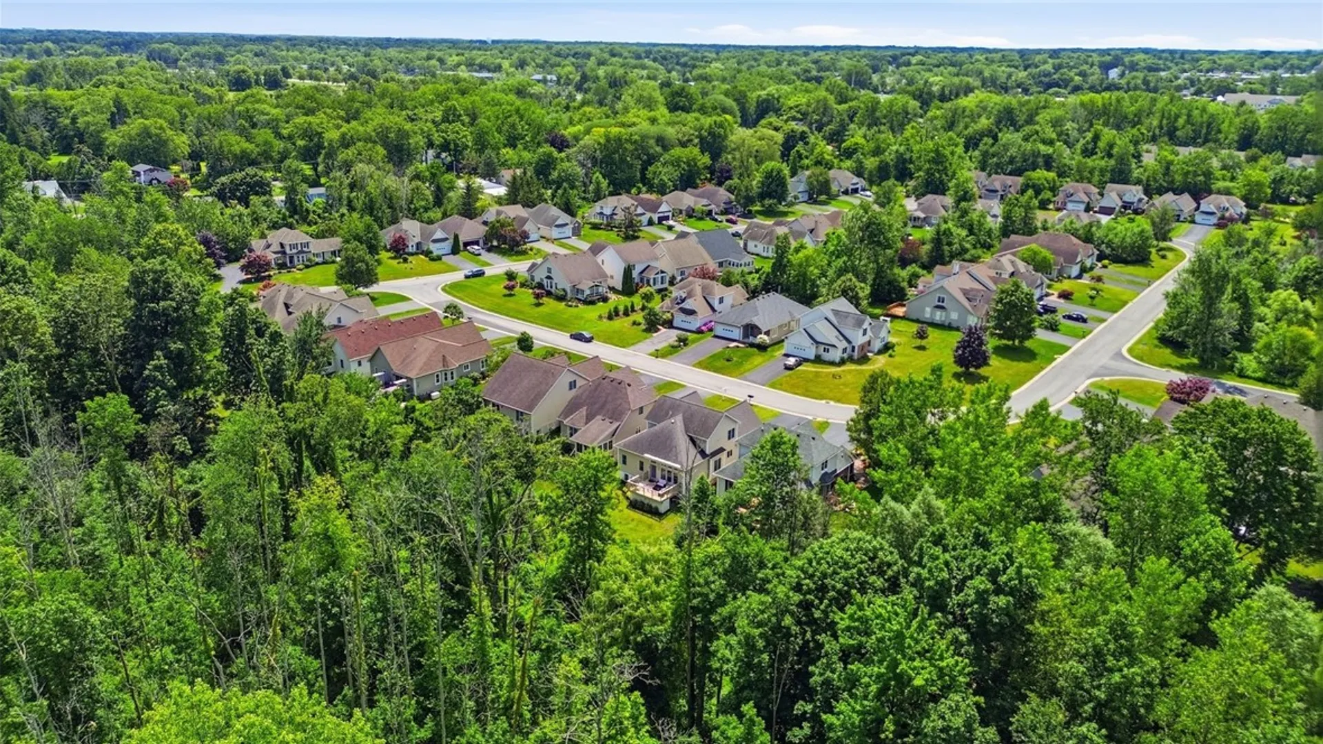 Property at 770 Bel Arbor Trail, Webster, NY 14580 50