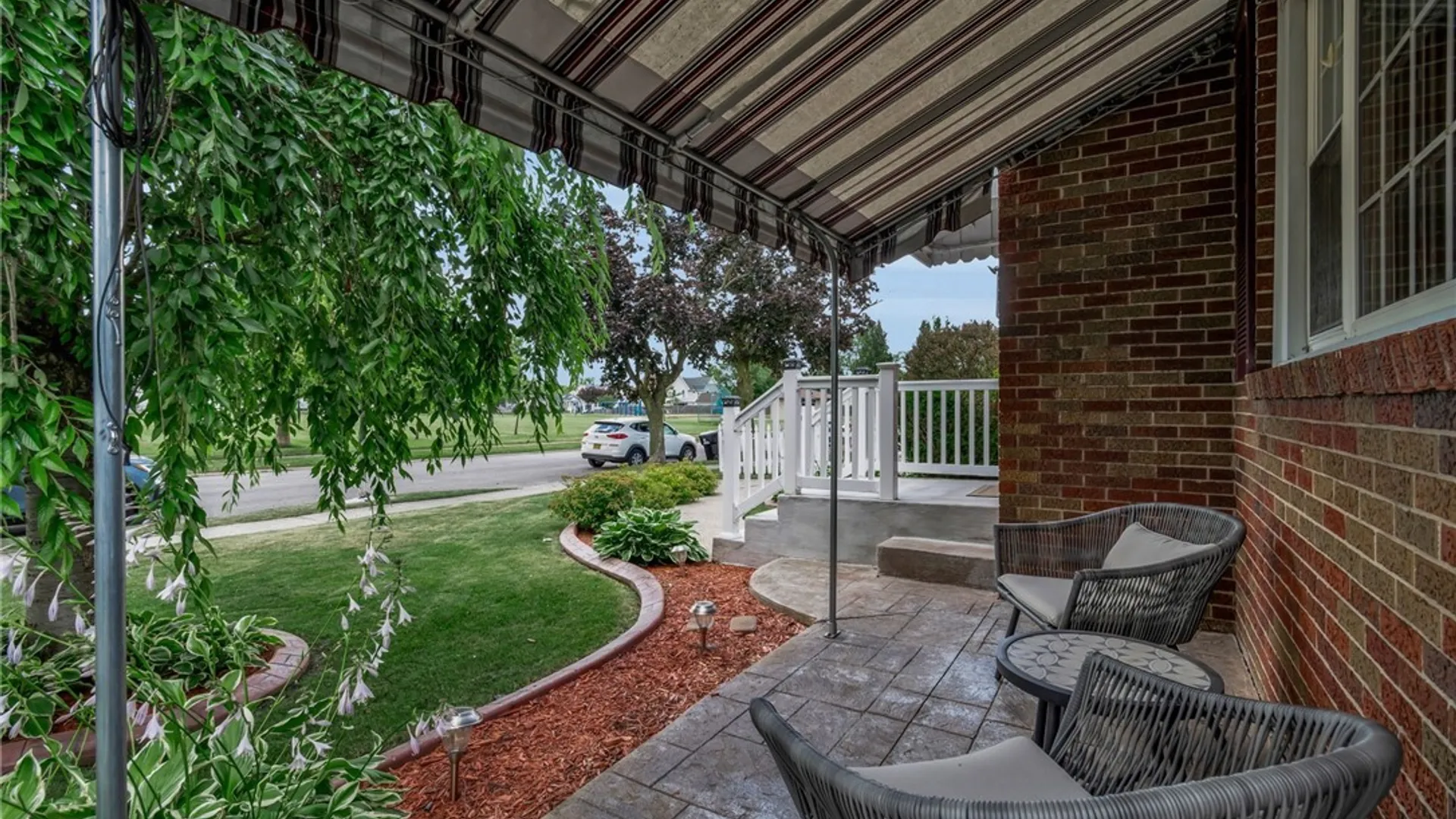 Property at 203 Hawthorne Avenue, Tonawanda, NY 14223 4