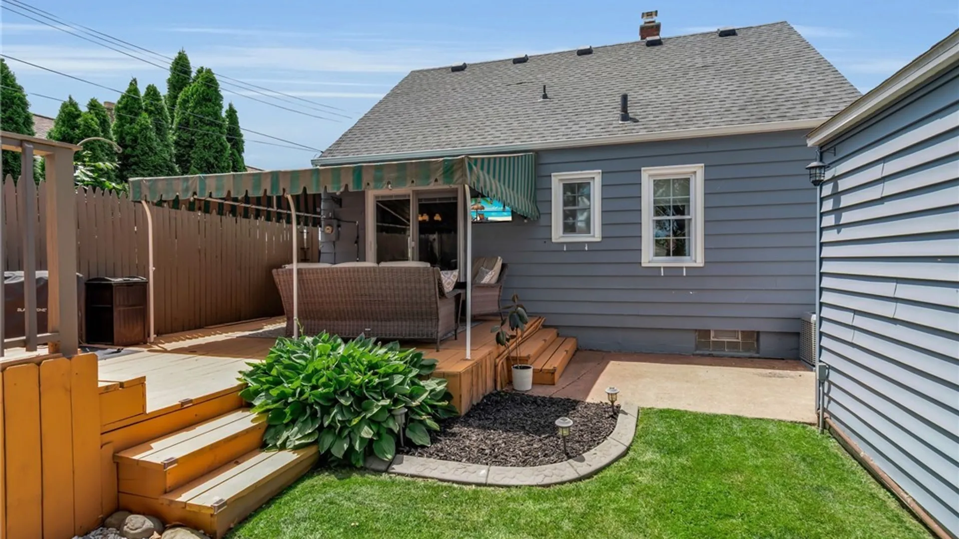 Property at 203 Hawthorne Avenue, Tonawanda, NY 14223 40