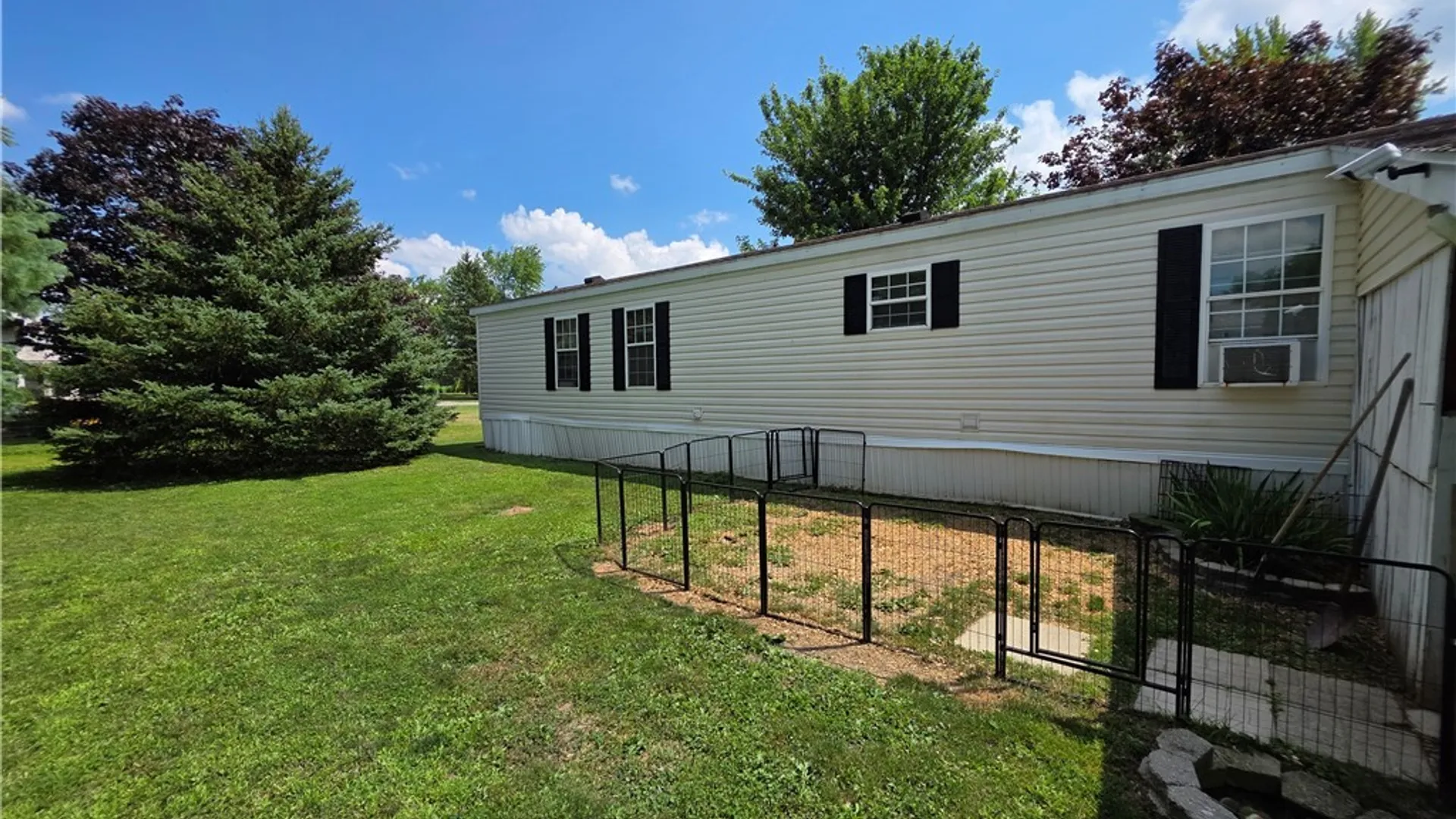 Property at 3233 Pratt Road, Batavia, NY 14020 13