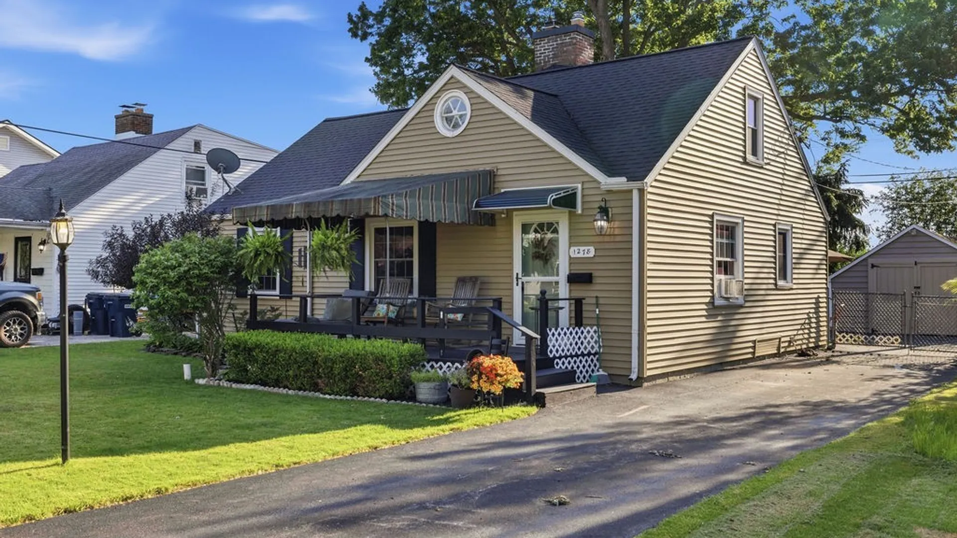 Property at 1278 E Park Road, Grand Island, NY 14072 3
