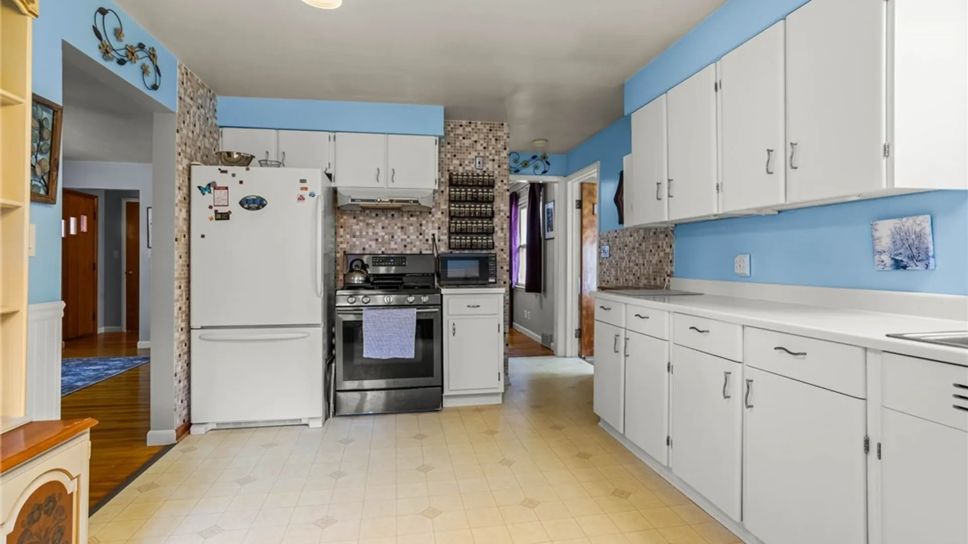 Property at 5175 Sunset Terrace, Batavia, NY 14020 8