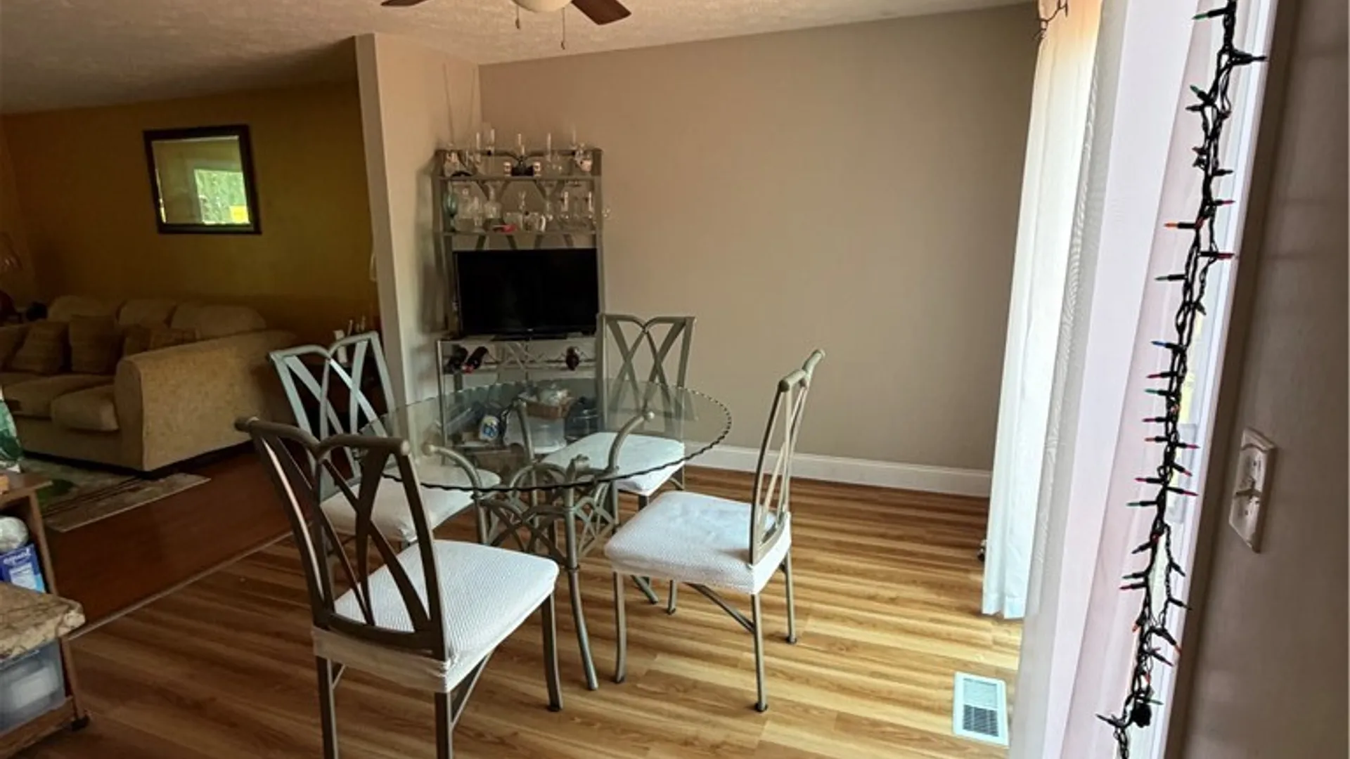 Property at 32 Debran Drive, Henrietta, NY 14467 6