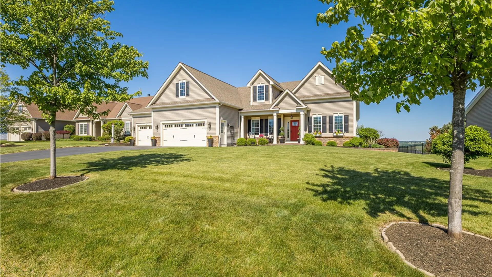 Property at 3915 Rileys Run, Canandaigua Town, NY 14424 2