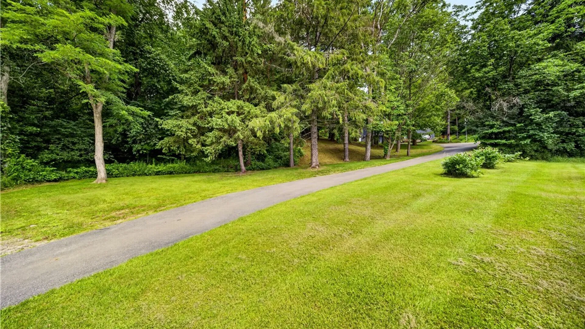 Property at 2212 Pompey Hollow Road, Pompey, NY 13035 11